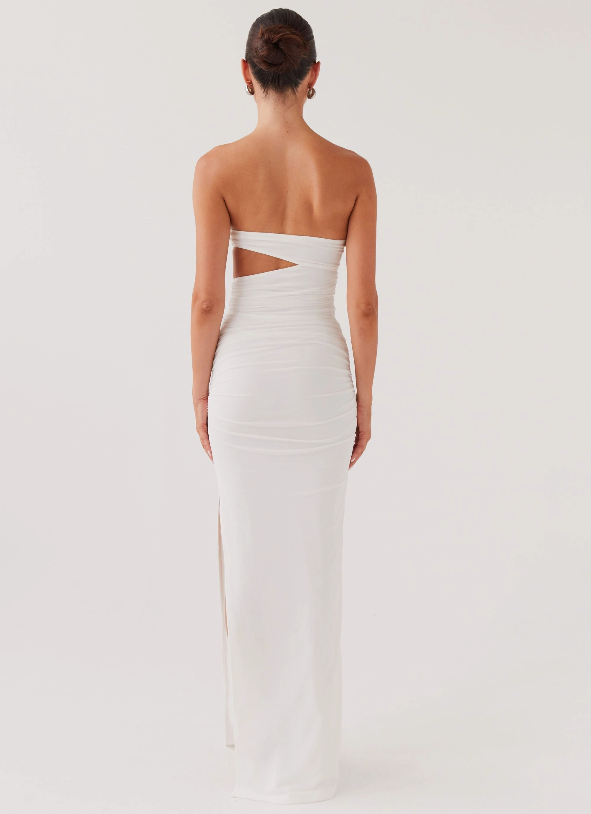 Elegant Waist Statement Look Into Pieces Mesh Maxi Dress - White
