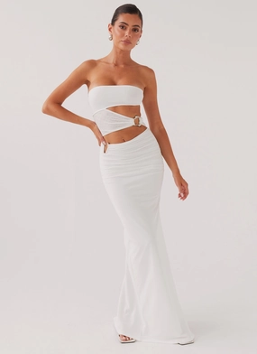 Sleek Movement Into Pieces Mesh Maxi Dress - White