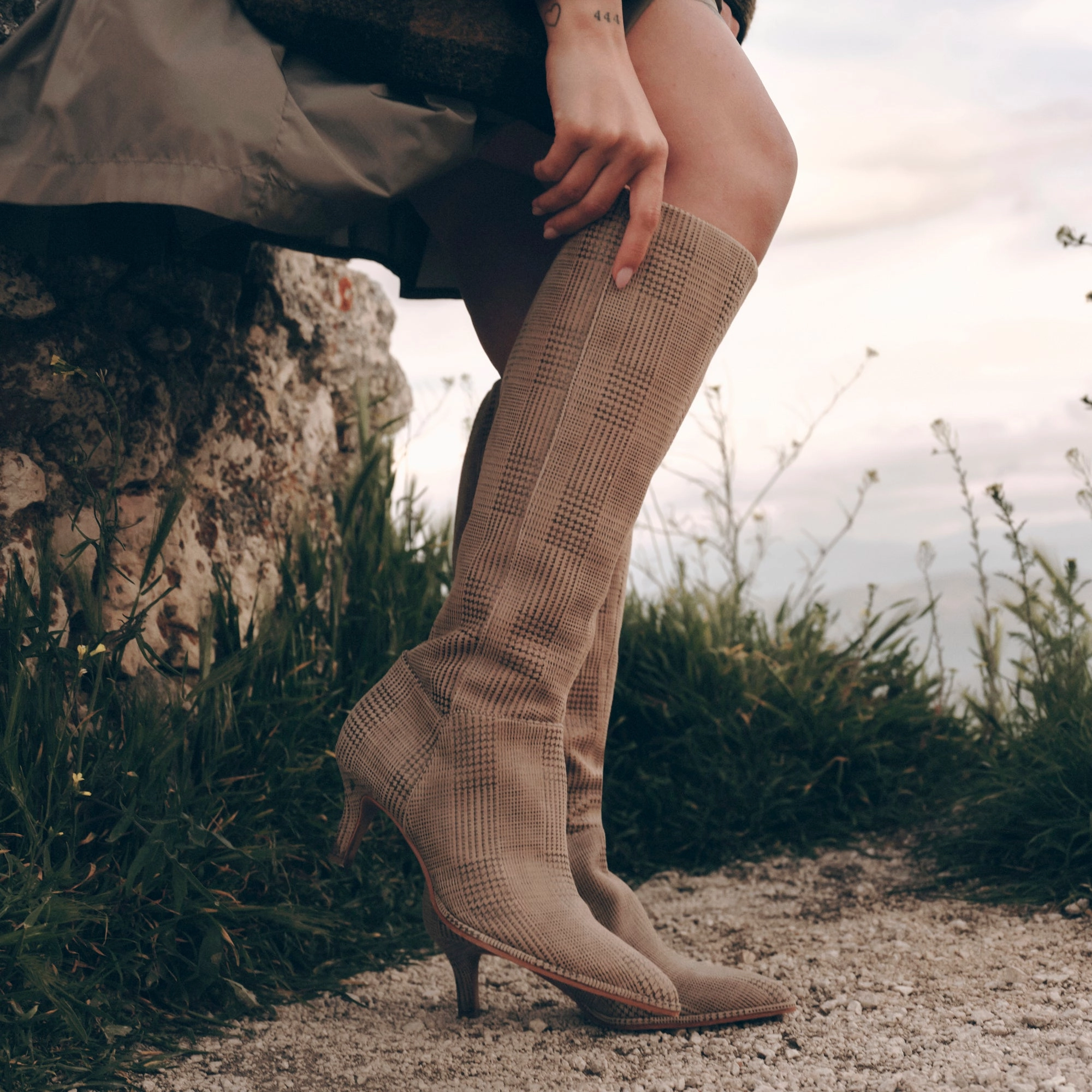 Holiday Feel ReinforcedHeel ALDY BOOTS HERRINGBONE PRINTED SUEDE