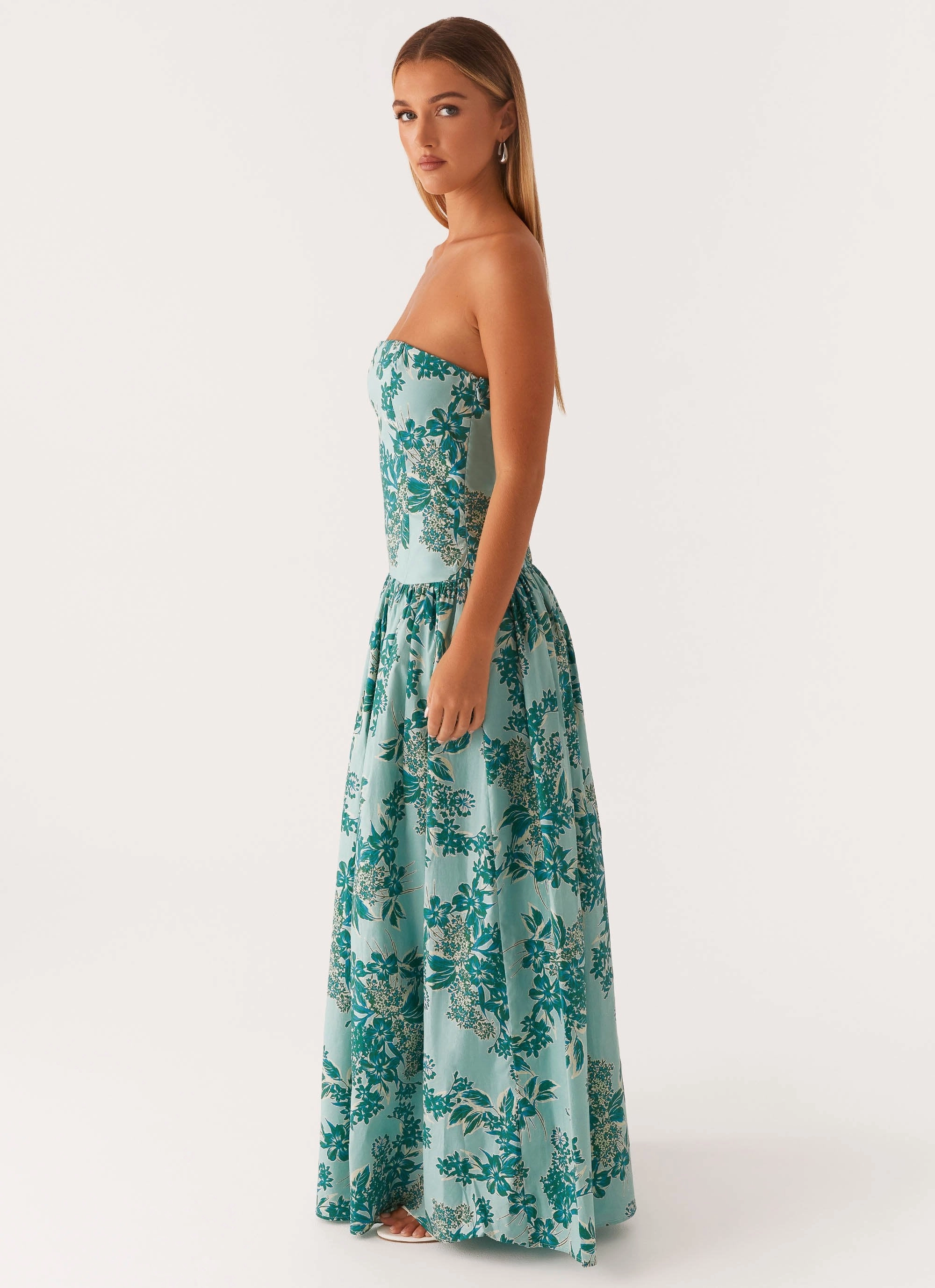 Effortless Elegance Patterned-Fabric Andorra Maxi Dress - Cloud Nine Floral