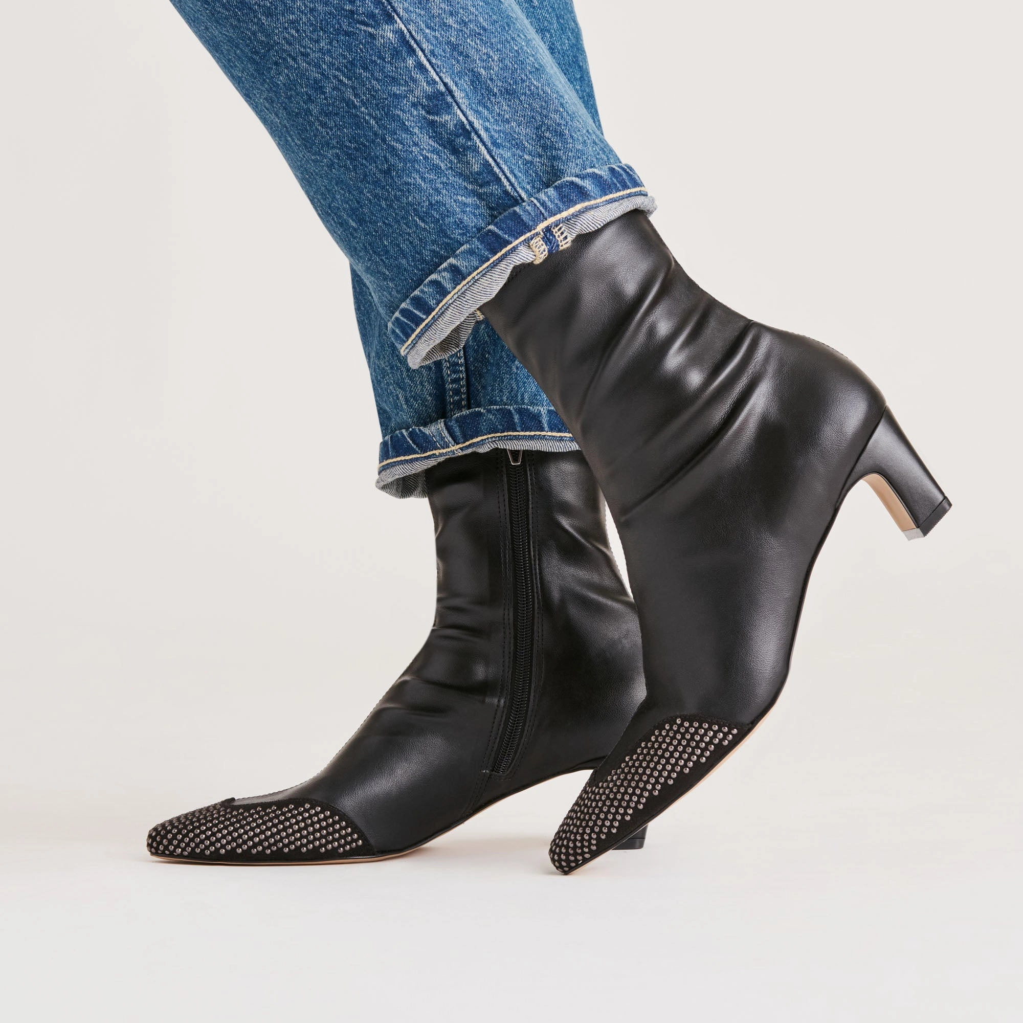 Western Style ANIKA STUD BOOTS BLACK STELLA