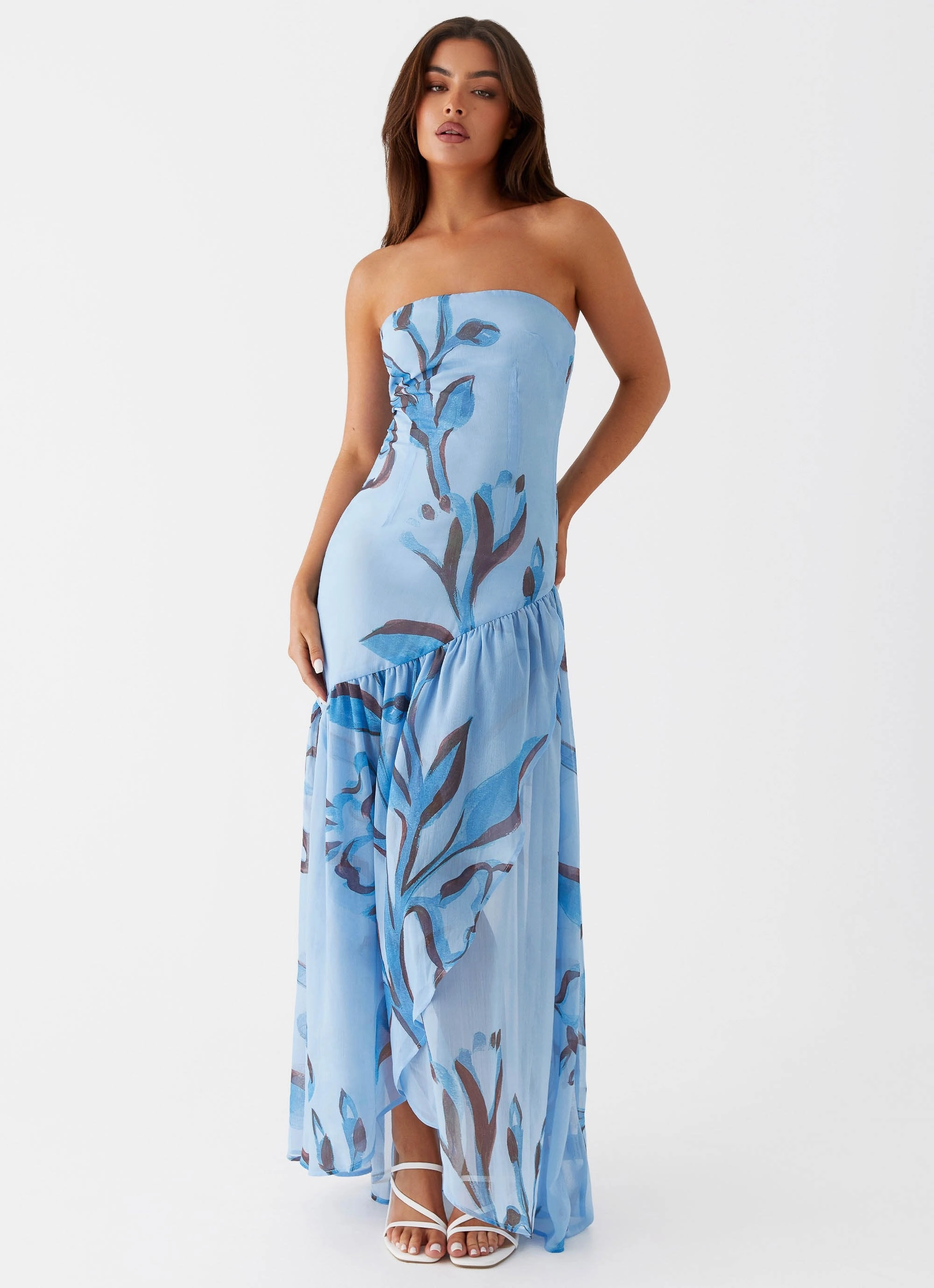 Feminine flowing piece Solaris Strapless Maxi Dress - Blue Floral