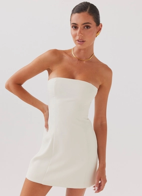 Chic and Cozy Romantic-Style Ayanna Strapless Mini Dress - Ivory