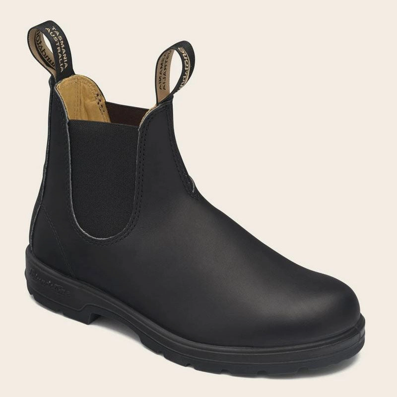 Blundstone 558 Chelsea Boots in Voltan Black Low Rise Soft Insole