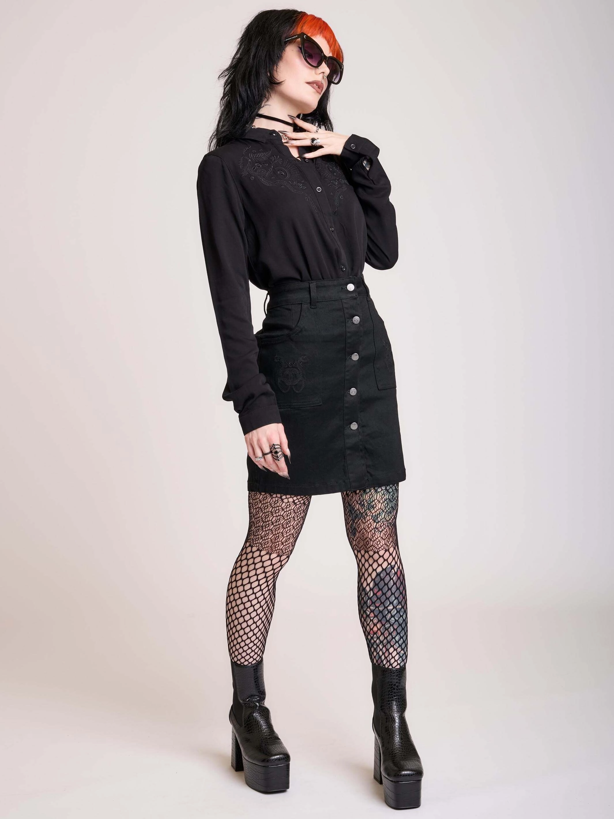 Valentine's Day Businesswoman Embroidered Relics Button Up Shirt