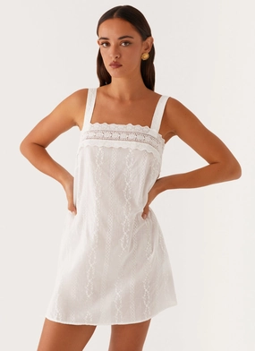Calla Broderie Mini Dress - White Flowy Texture All-Season Comfort
