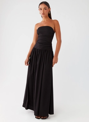 Silky texture Square-Neck Carmel Maxi Dress - Black