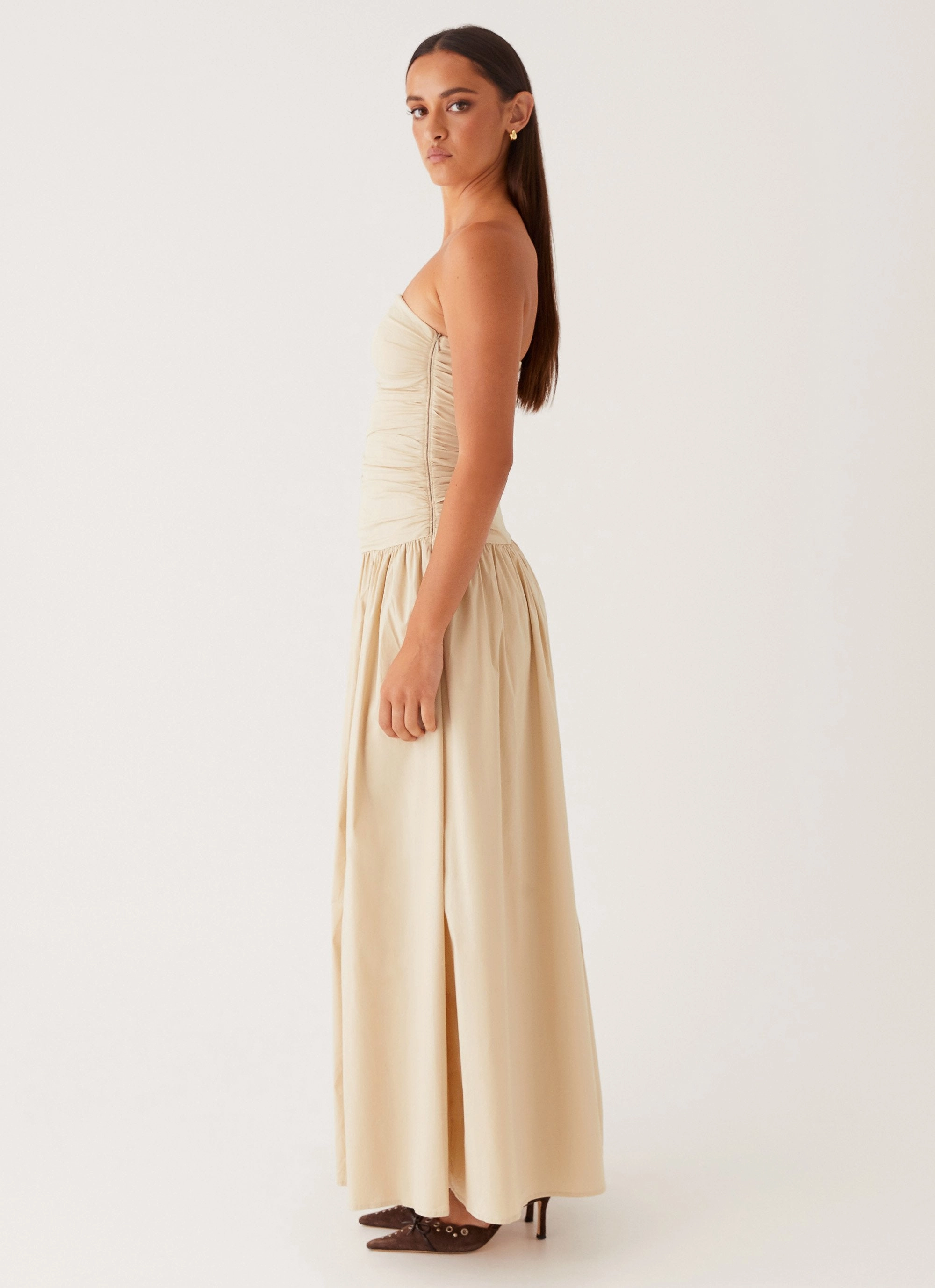 Carmel Maxi Dress - Ivory Romantic Bloom Standout Feature