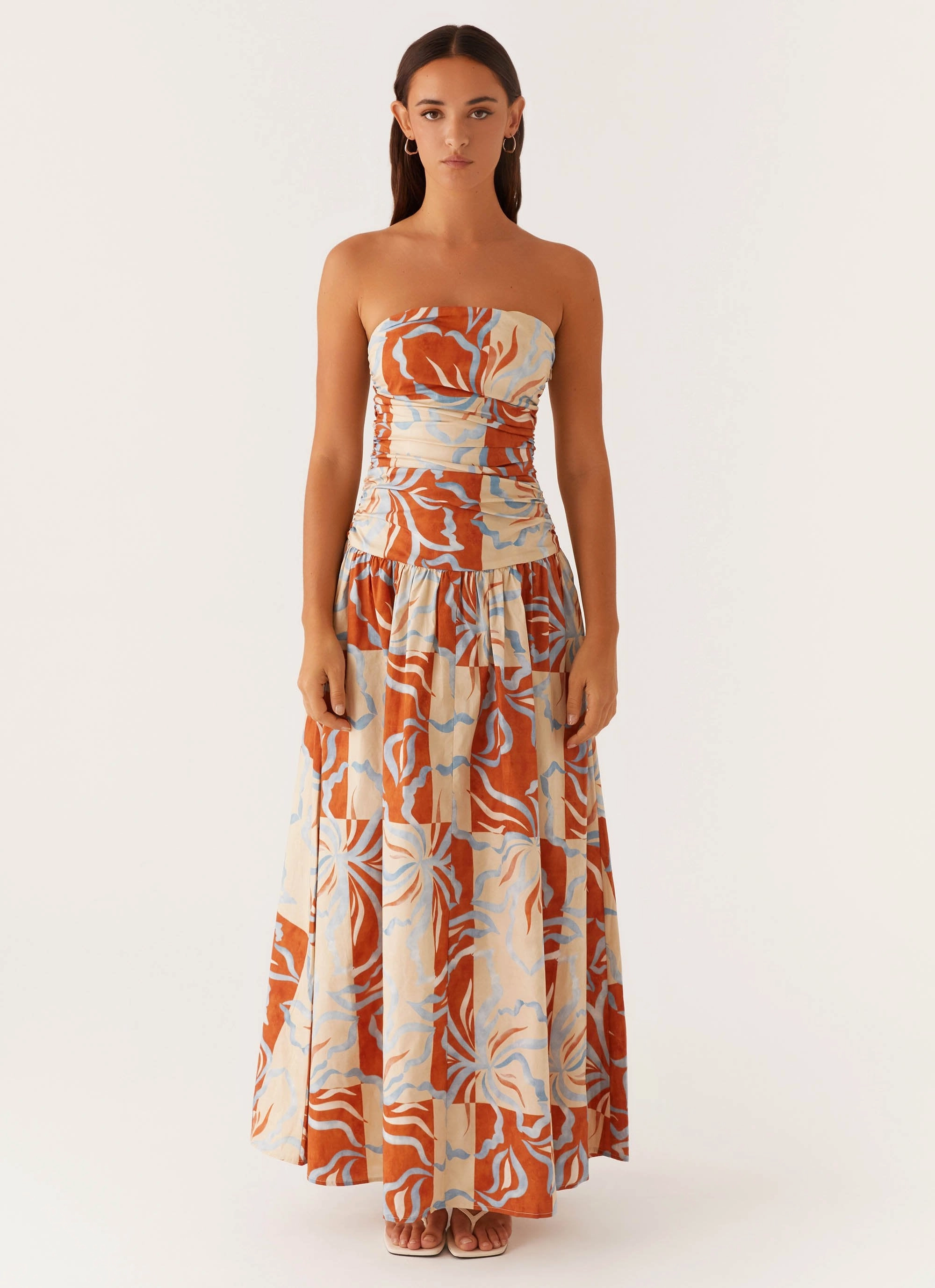 Office Tone Flattering Silhouette Wear Carmel Maxi Dress - Orange Blue Floral