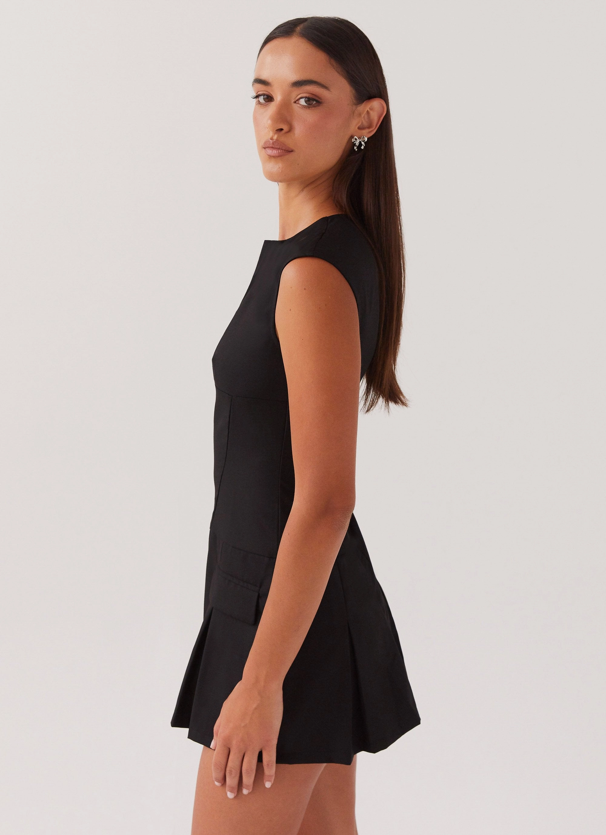 Cassia Mini Dress - Black Chic Fit Wear Casual Feel
