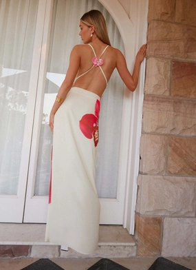 petite size Island Girl Maxi Dress - Yellow