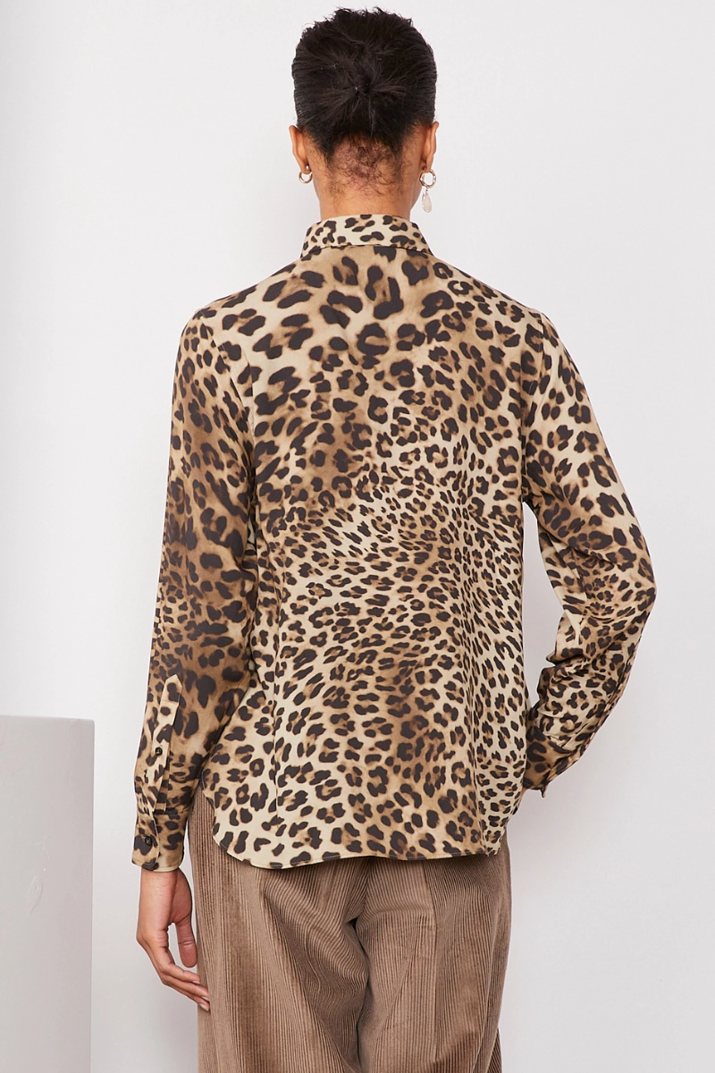 Light Comfort Versatile Piece Elzini Shirt