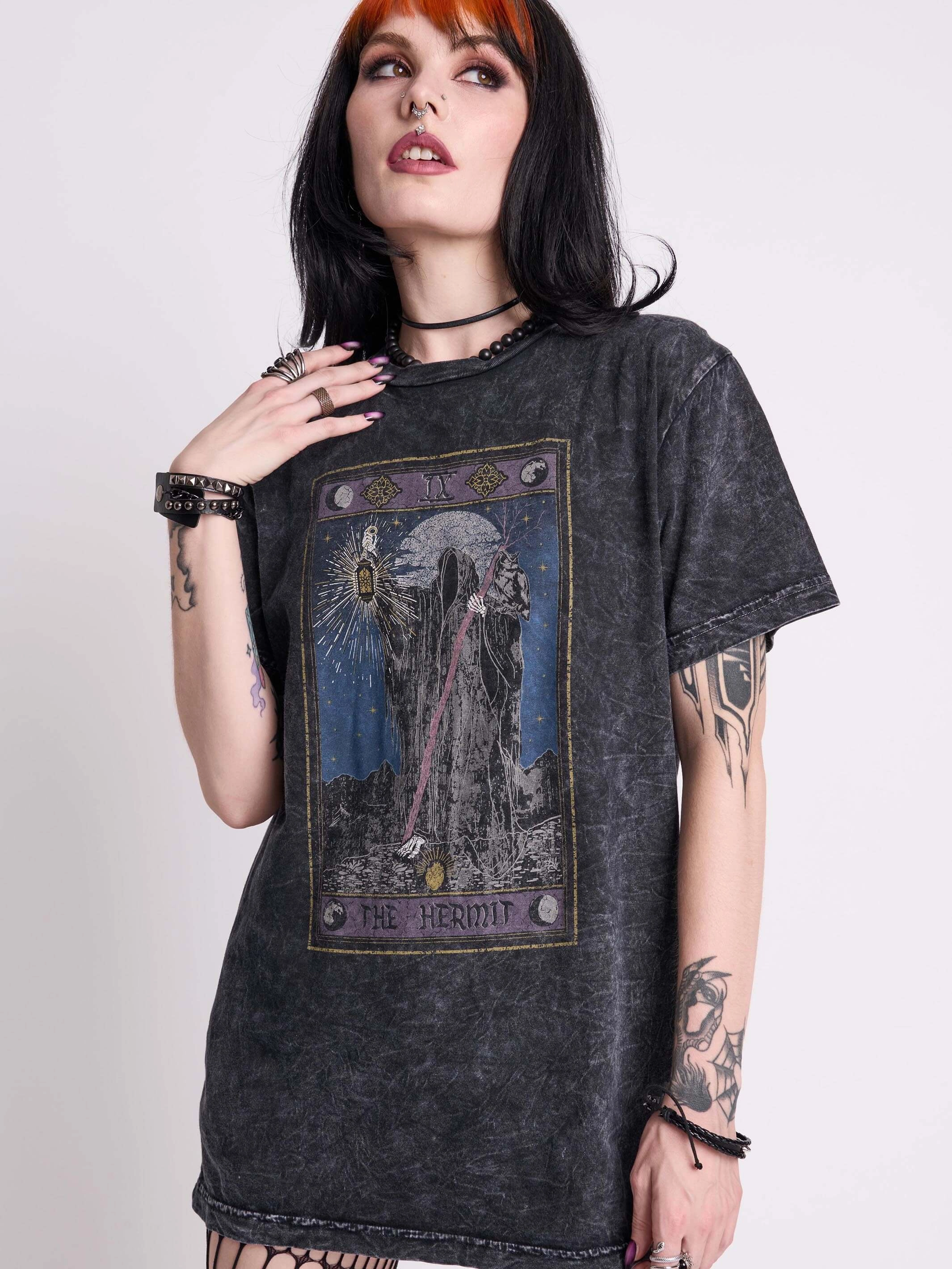 The Hermit Tarot T-shirt Fashionable Piece Trendy Comfort Wear