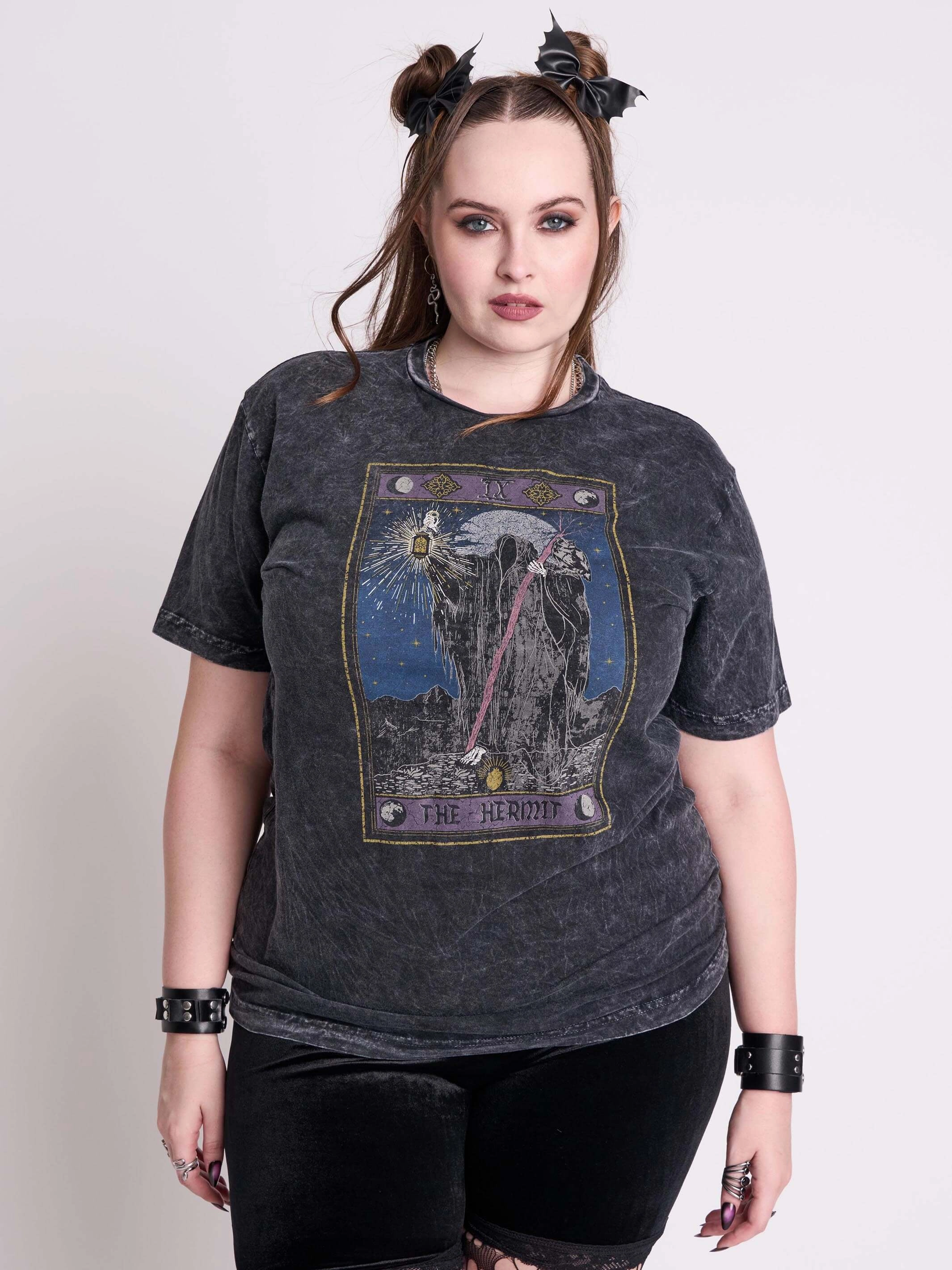 Lightweight Style BreathableFabric The Hermit Tarot T-shirt