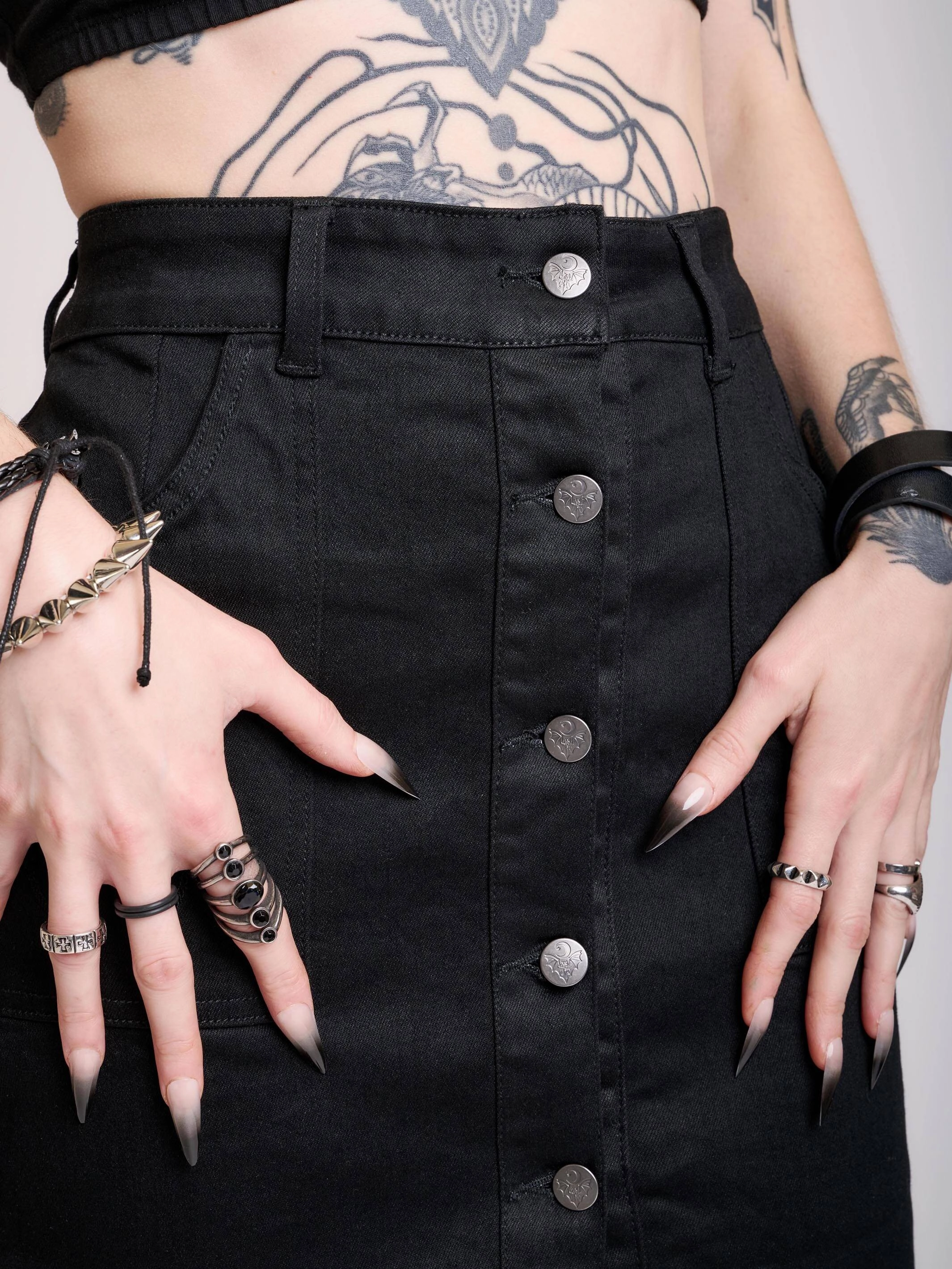 Red Carpet Look beaded embellishment Snake Embroidered Denim Skirt