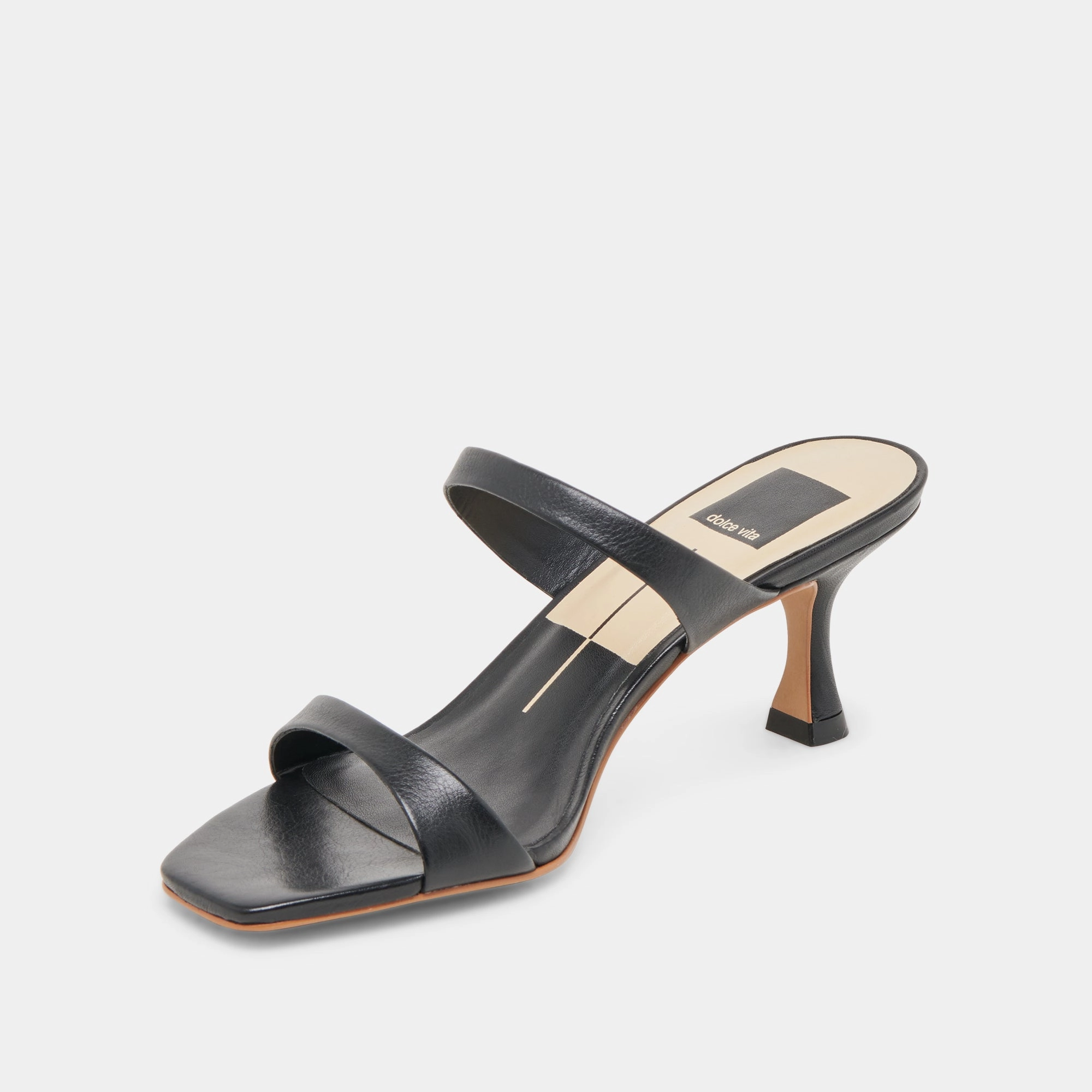 GENORA WIDE HEELS BLACK LEATHER All Season