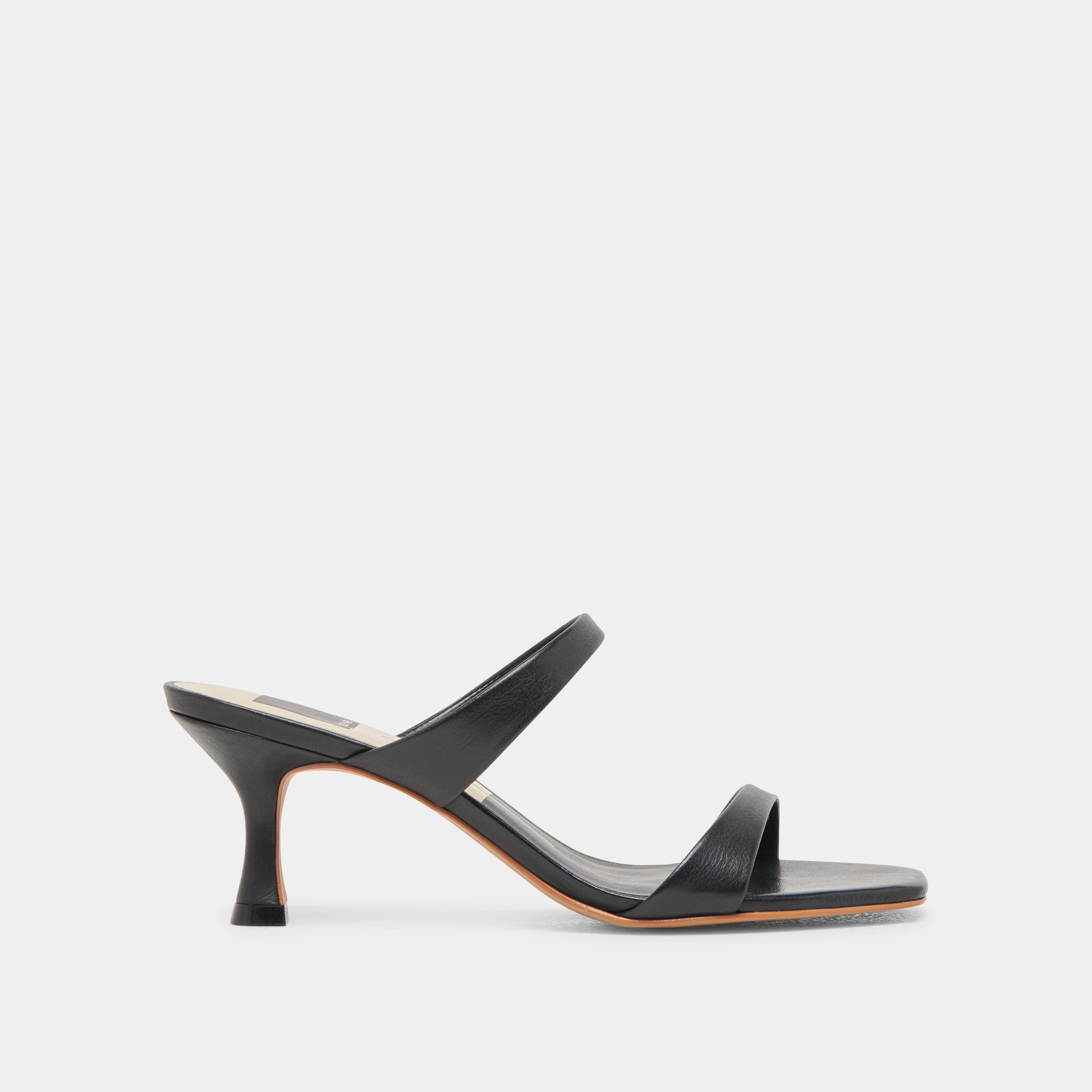 Iconic Finish GENORA WIDE HEELS BLACK LEATHER