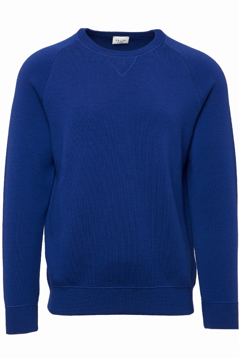 Chilly Day Essentials Basic Must-Have Presley Crew