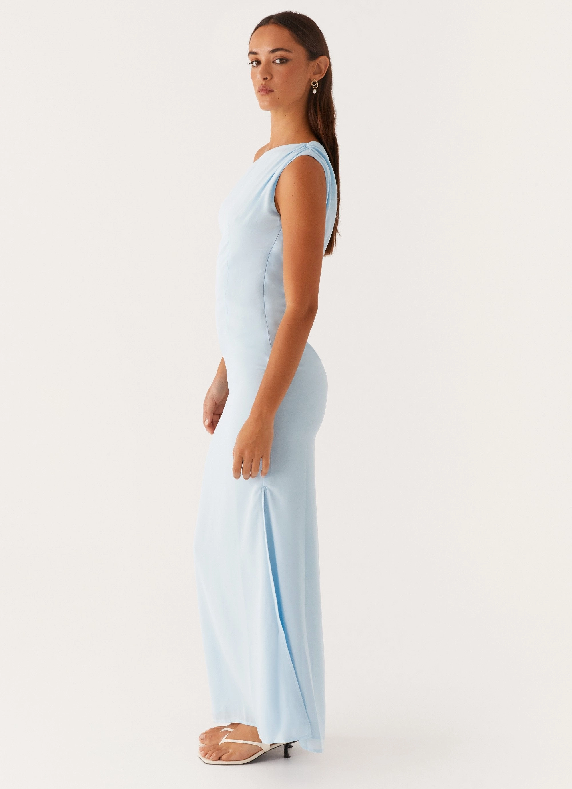 Dinner Date Maxi Dress - Blue Retro Detail summer look