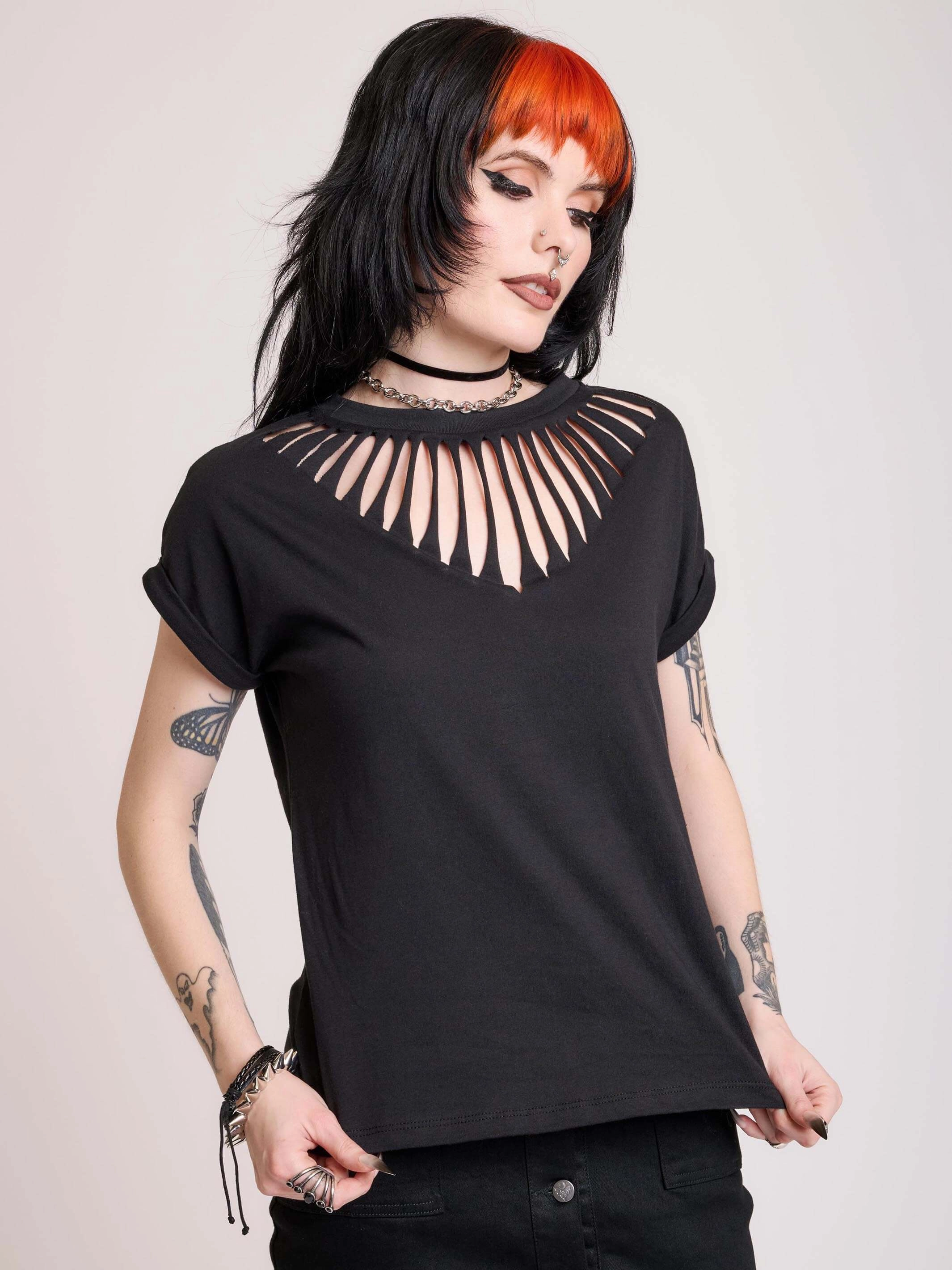 Slashed T-shirt All-Season Wear