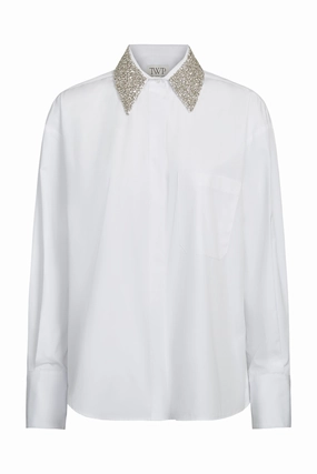 E.B. Shirt Non Restrictive Fit Casual Option