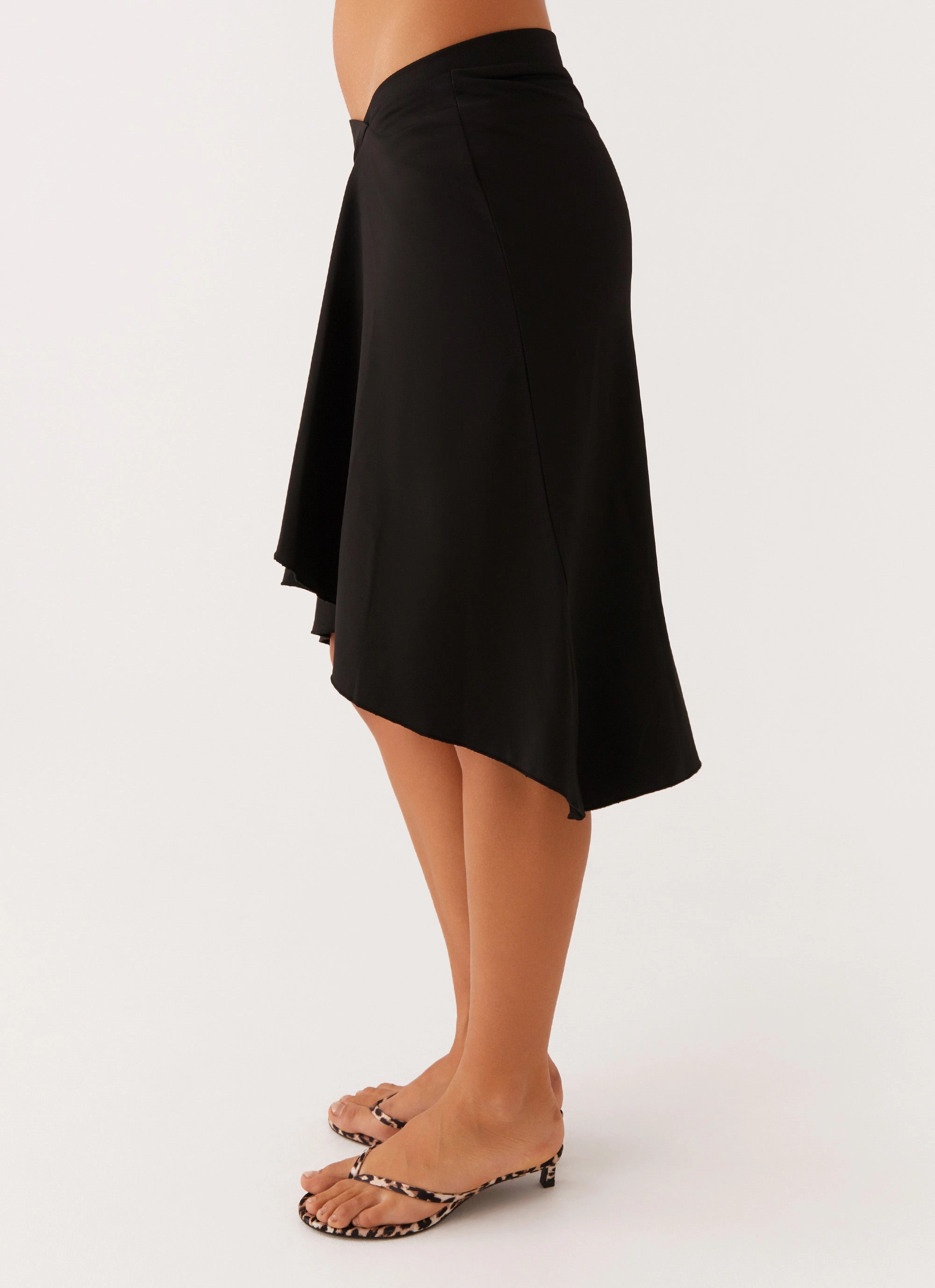 High Density Weave Shes A Lady Midi Skirt - Black