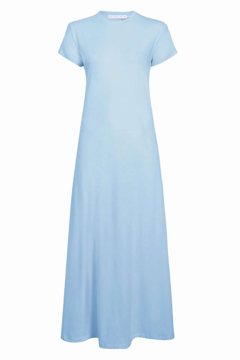 Noelle Dress Flattering Look