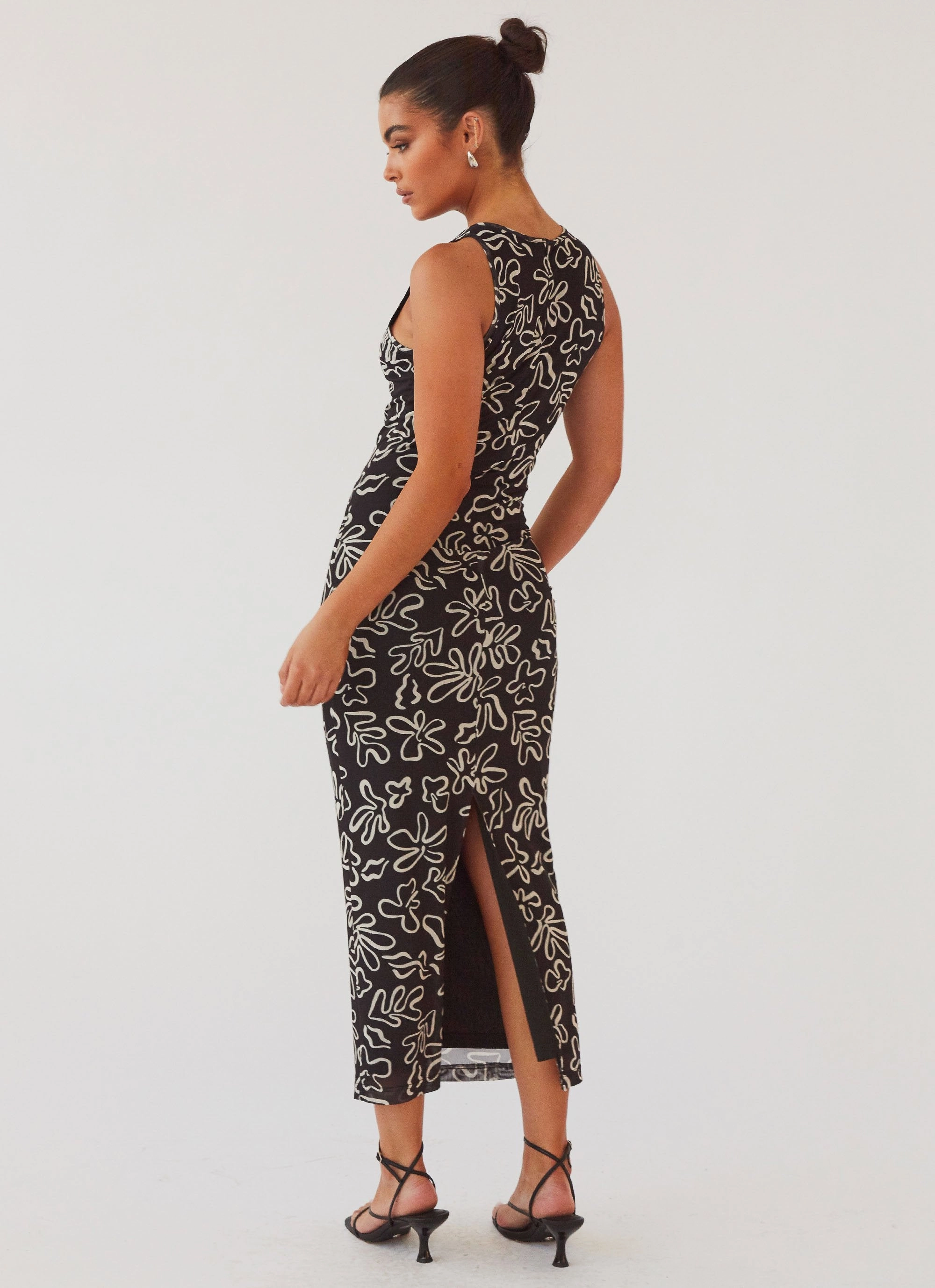 All Eyes On Me Maxi Dress - Petal Gloom Soft Material Harmonious Layers