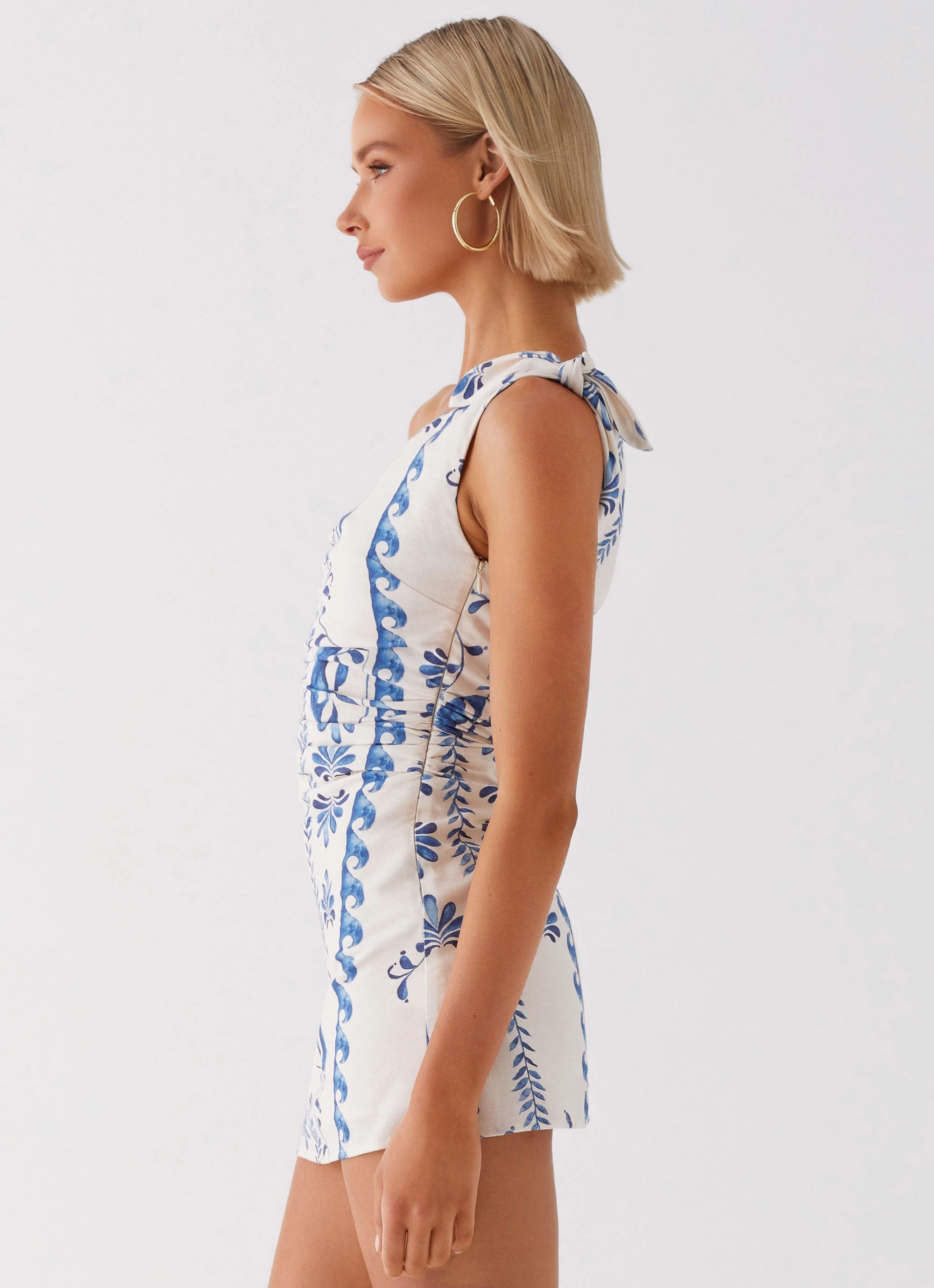 Amazonia Linen Mini Dress - Floral Wave Relaxed Comfort Look