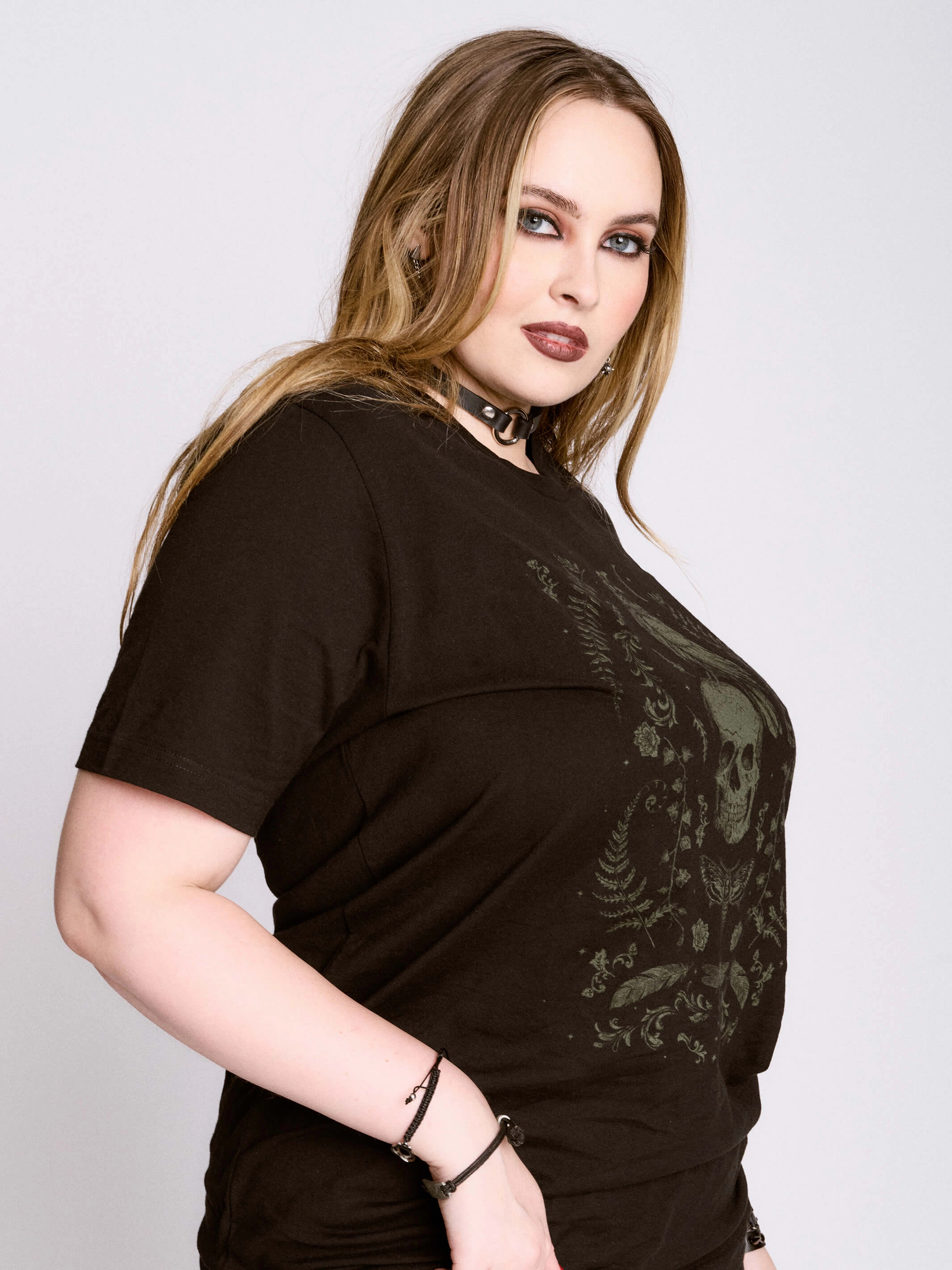 Ergonomic Cut Gilded Age T-shirt