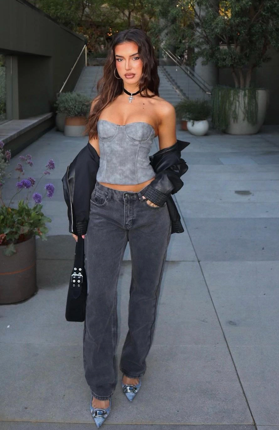 Elegant Adult Fashion Fashion Society Mid Rise Straight Leg Jeans Acid Black