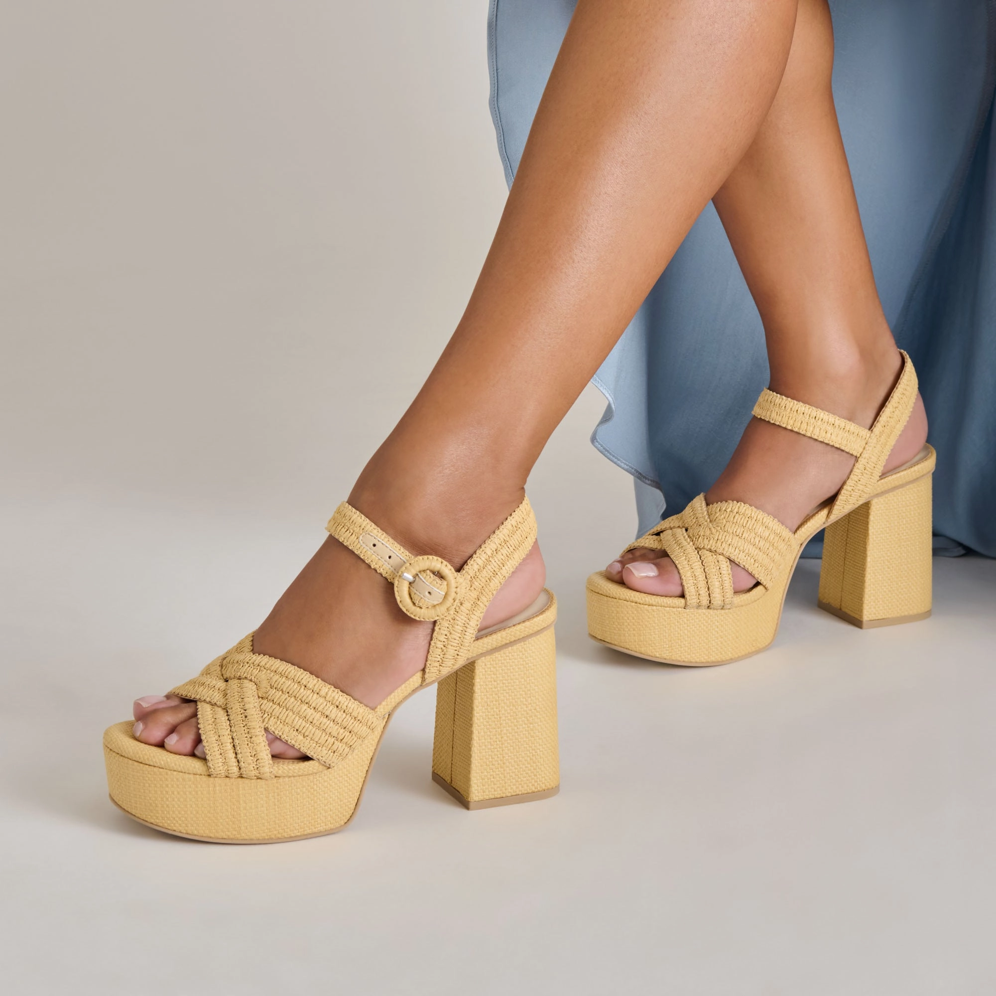 BETY HEELS LT NATURAL WOVEN RAFFIA Timeless Classic