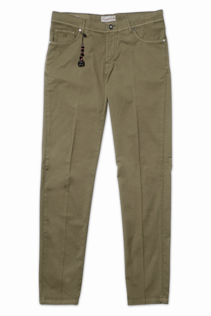 Micropiqu?? 5 Pocket Pant Tagless Design