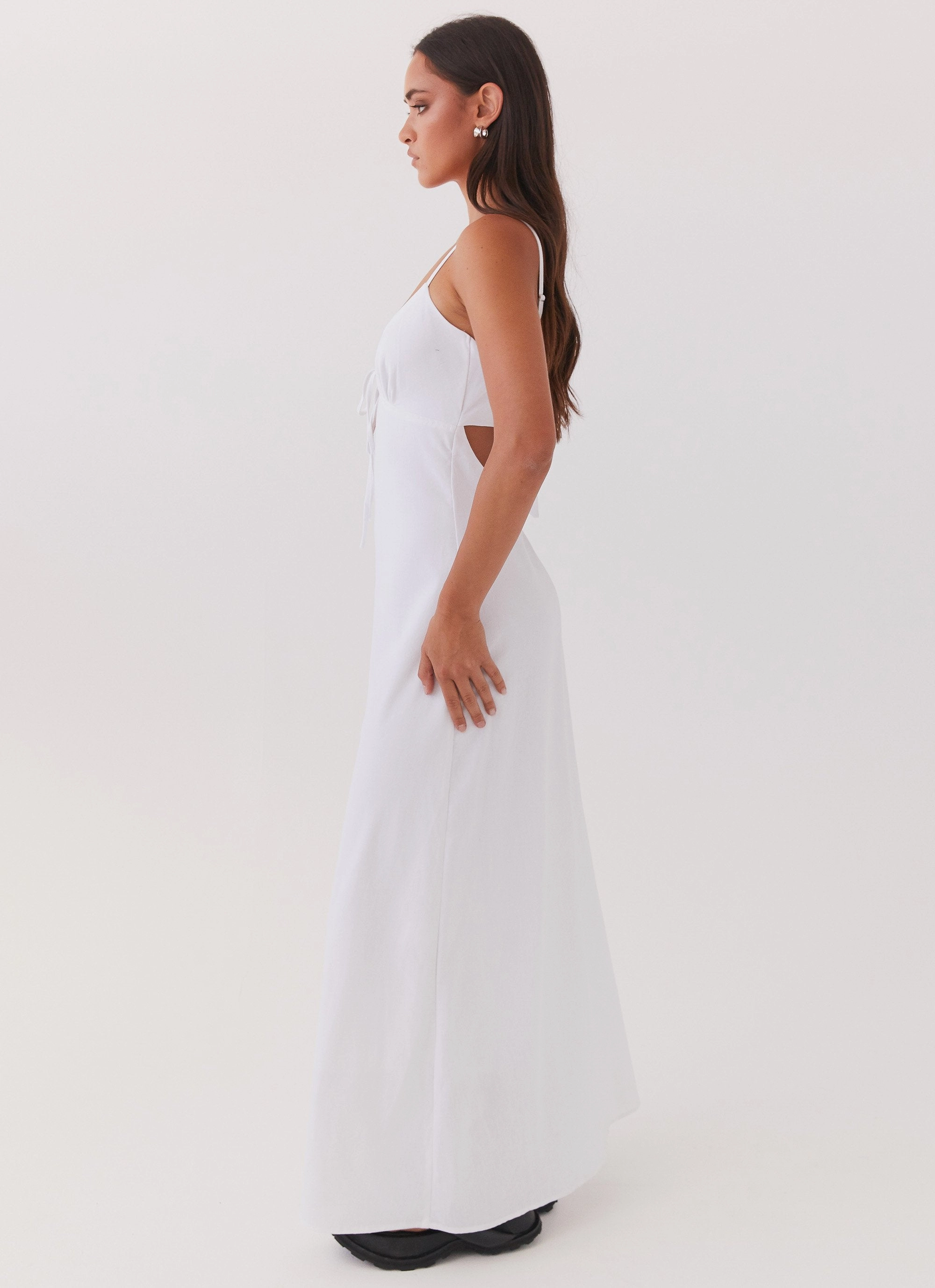 Sporty Look Flora Linen Maxi Dress - White