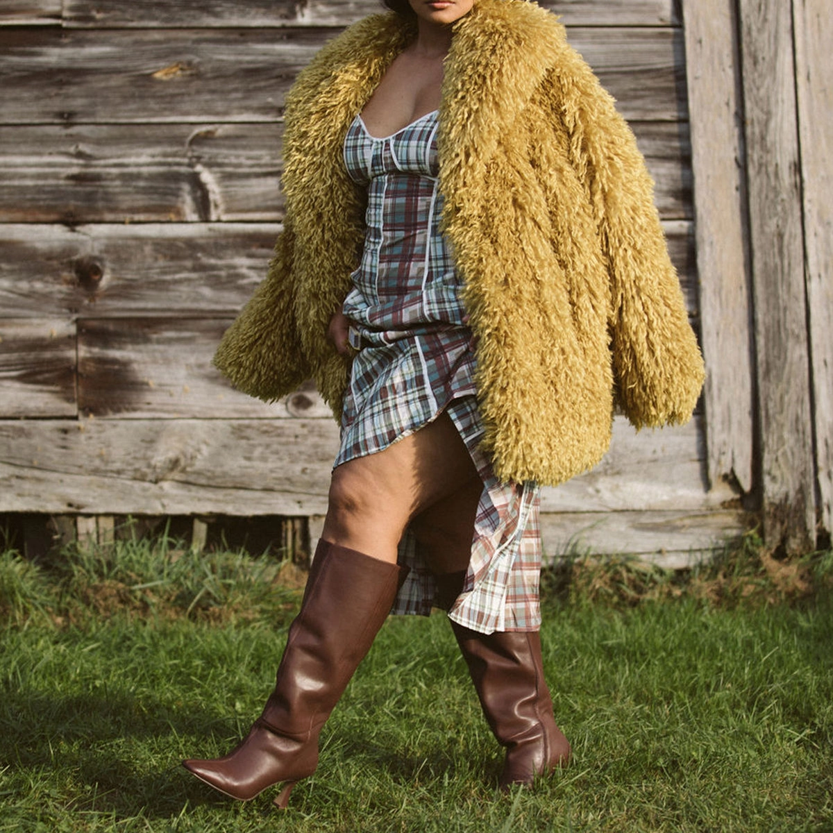 GYRA WIDE CALF BOOTS CHOCOLATE LEATHER Shock Dispersing Plate Cushioned Step Weekend Wanderer