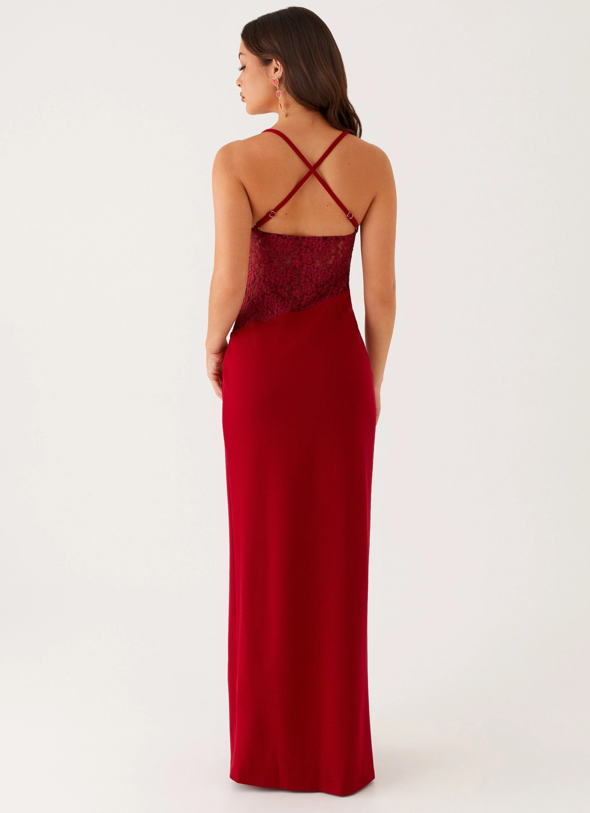 Versatile Layers Eye Appeal Heartbreaker Maxi Dress - Deep Red