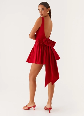 Sleek Waistband Halter neck Invited Mini Dress - Red
