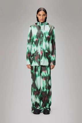 Compact Packable Feature Stretch Material Jacket