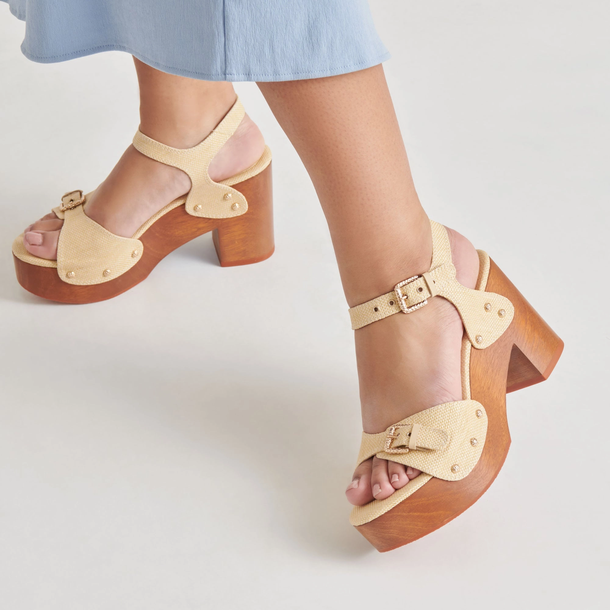 YANDY HEELS LT NATURAL RAFFIA Open Back Summer Fun