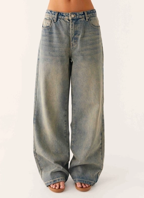 Artist Vibe Durable Keanna Low Rise Denim Jeans - Dirty Wash