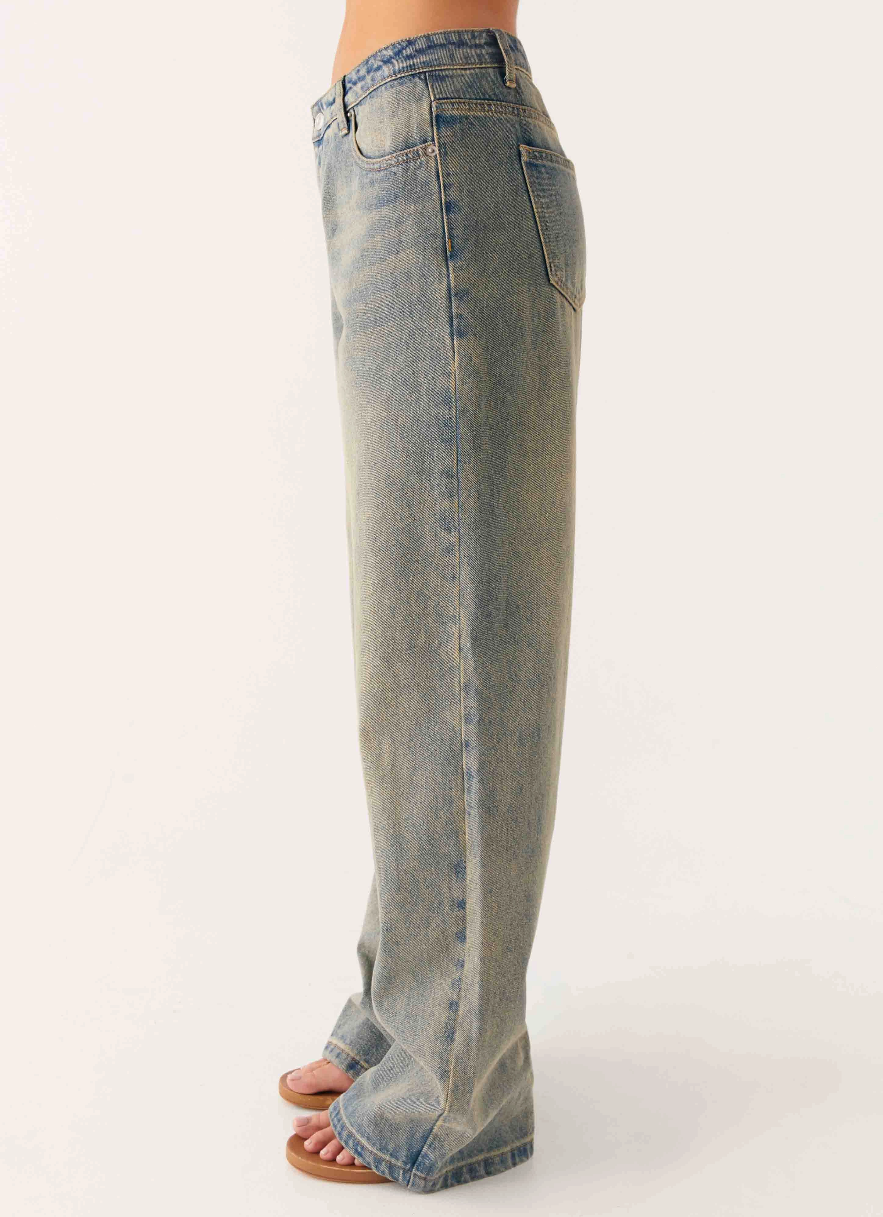 Chic Design Keanna Low Rise Denim Jeans - Dirty Wash