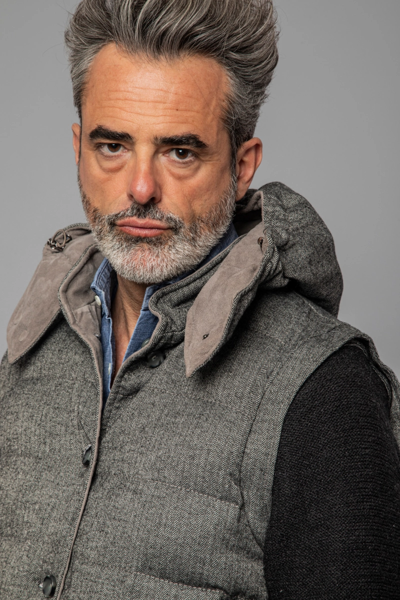 Commuter Friendly Look Collapsible Packable Style Brad Reversible Leather Vest