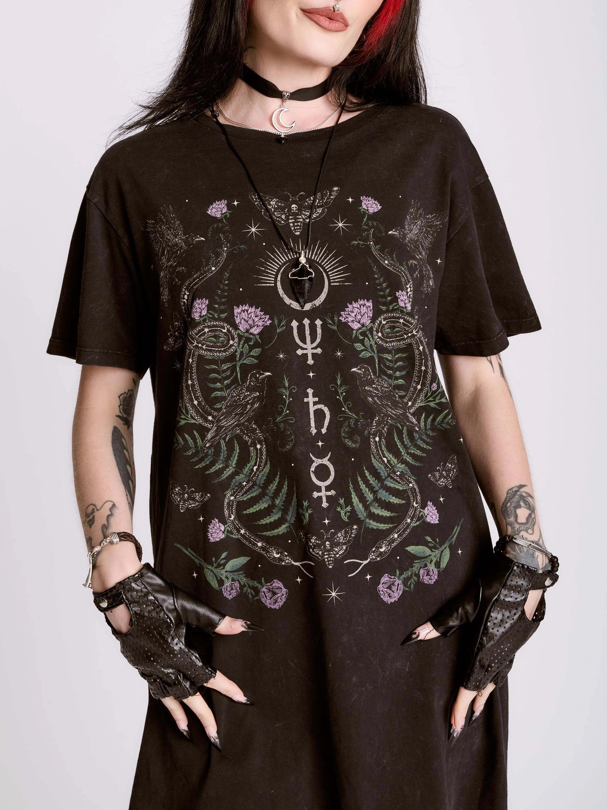 Nocturnal Garden T-shirt Dress Collared formality