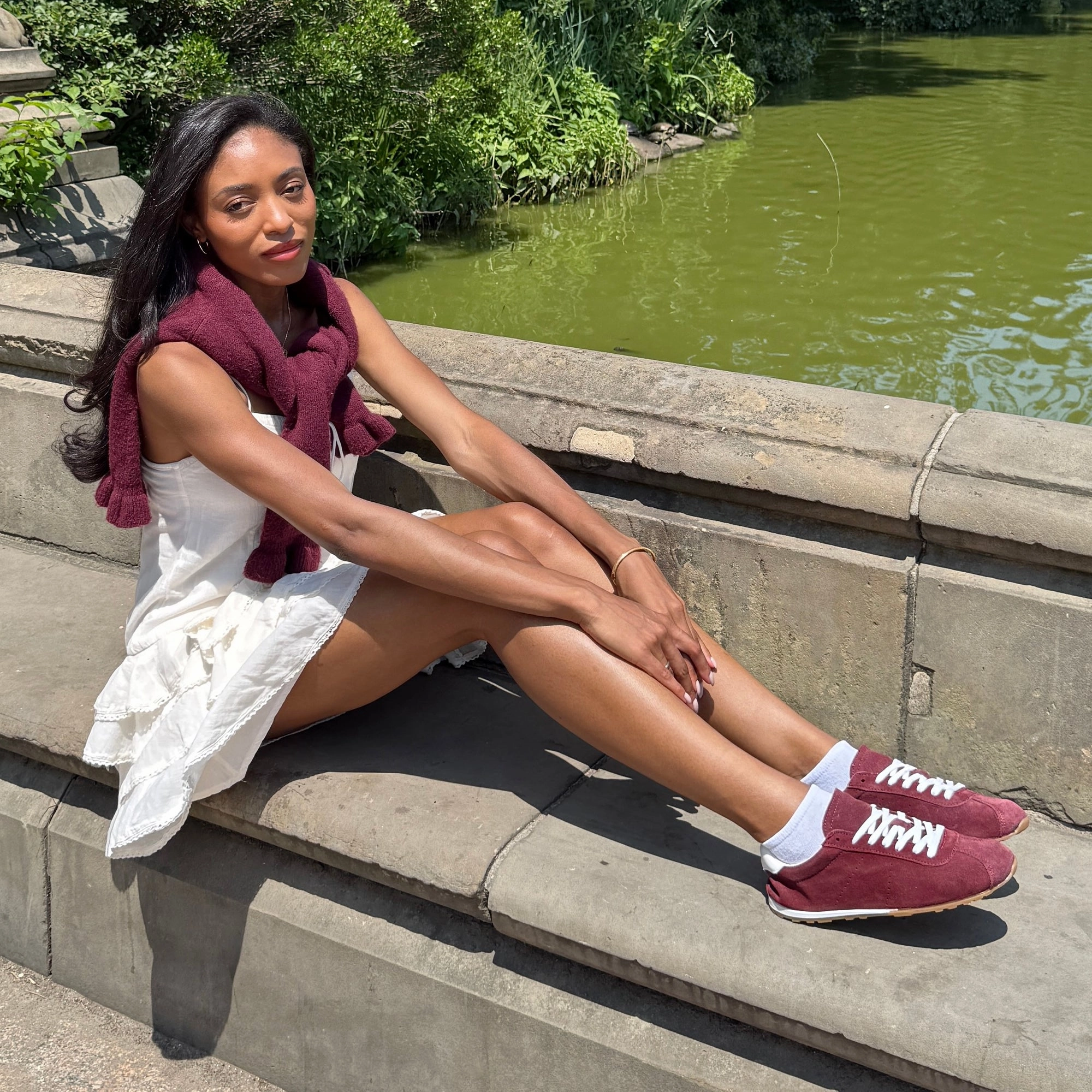 SERINA SNEAKERS BURGUNDY SUEDE Ultimate Ease