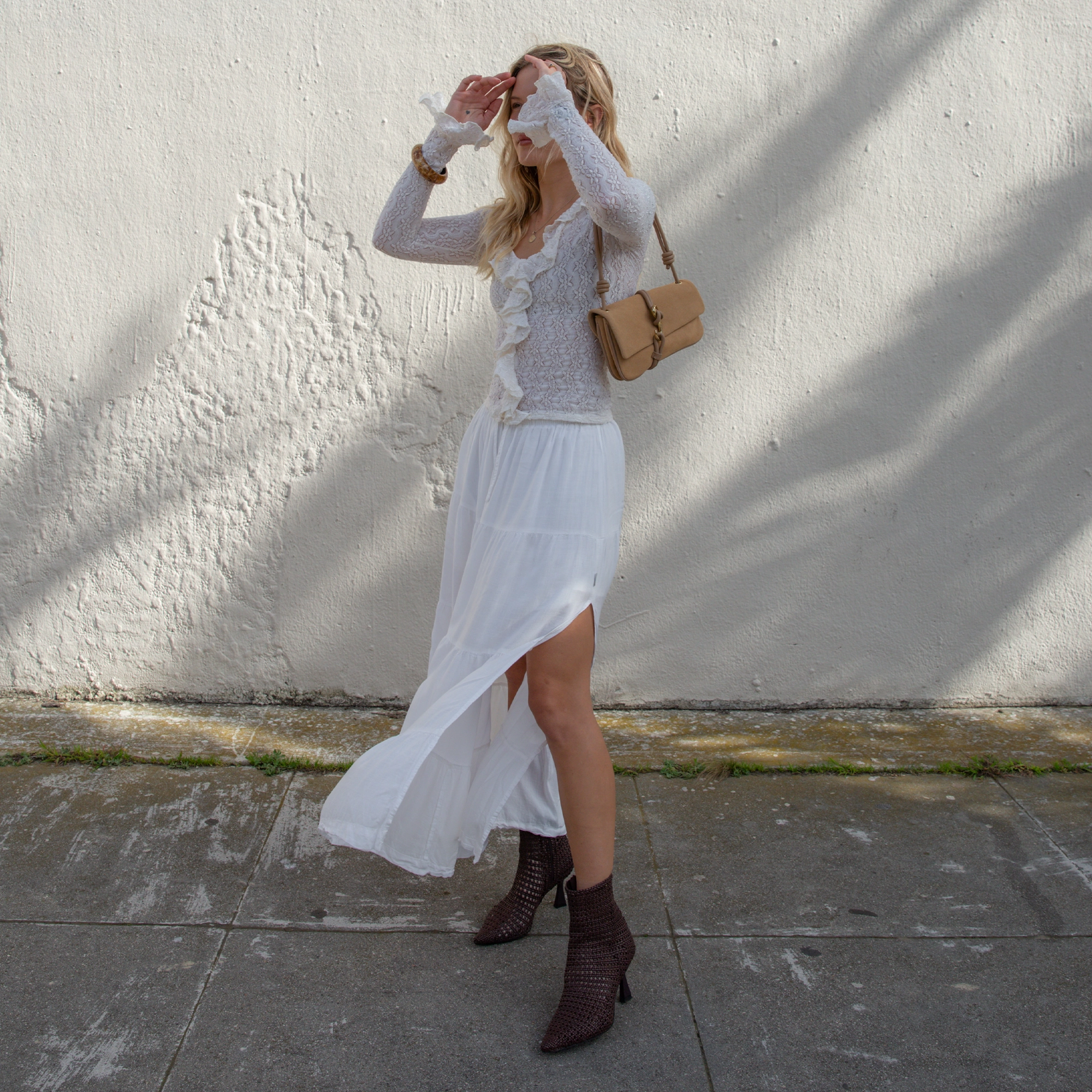 LONNI BOOTIES DK BROWN WOVEN LEATHER Stable Fit