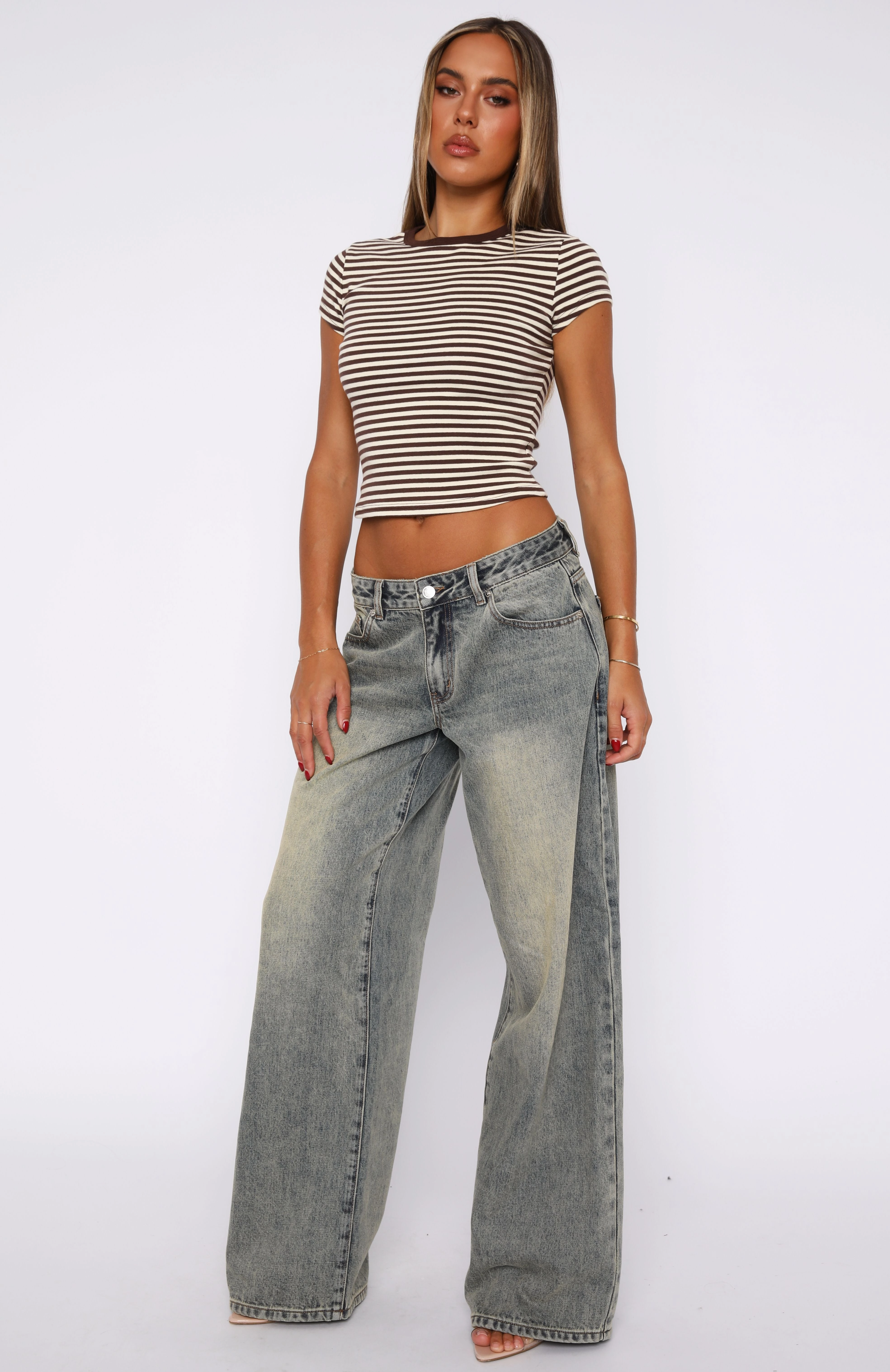 Chic Style Maeve Low Rise Wide Leg Jeans Sand