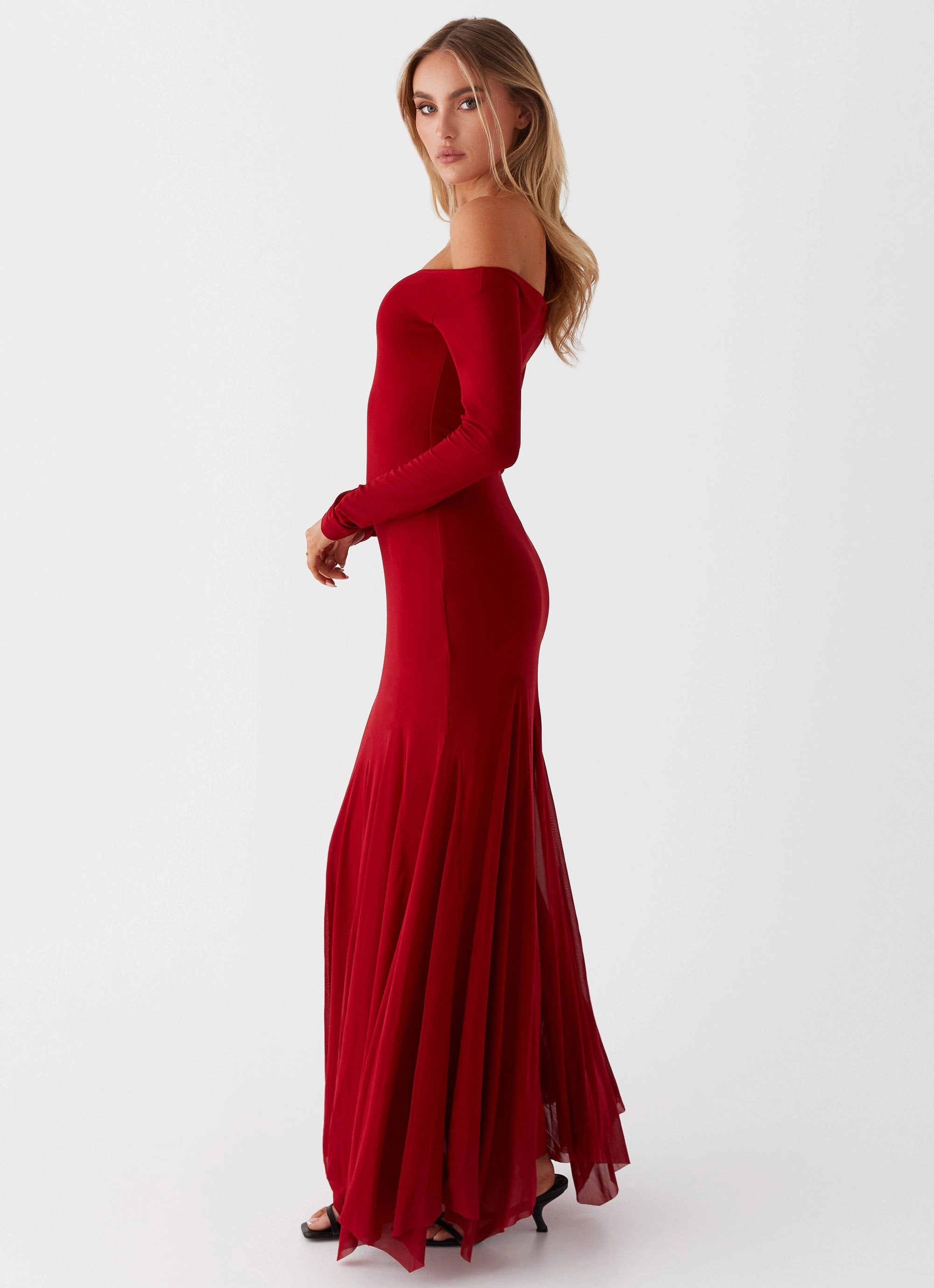 Maribel Maxi Dress - Red Date night Fitted waist