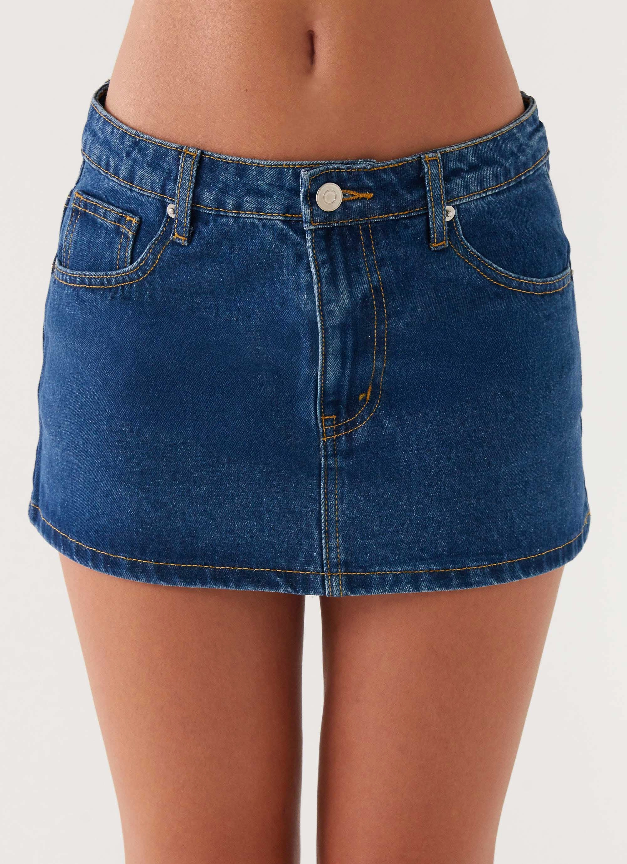 Tagless label Minimalist fashion Maysa Low Rise Mini Skirt - Dark Blue