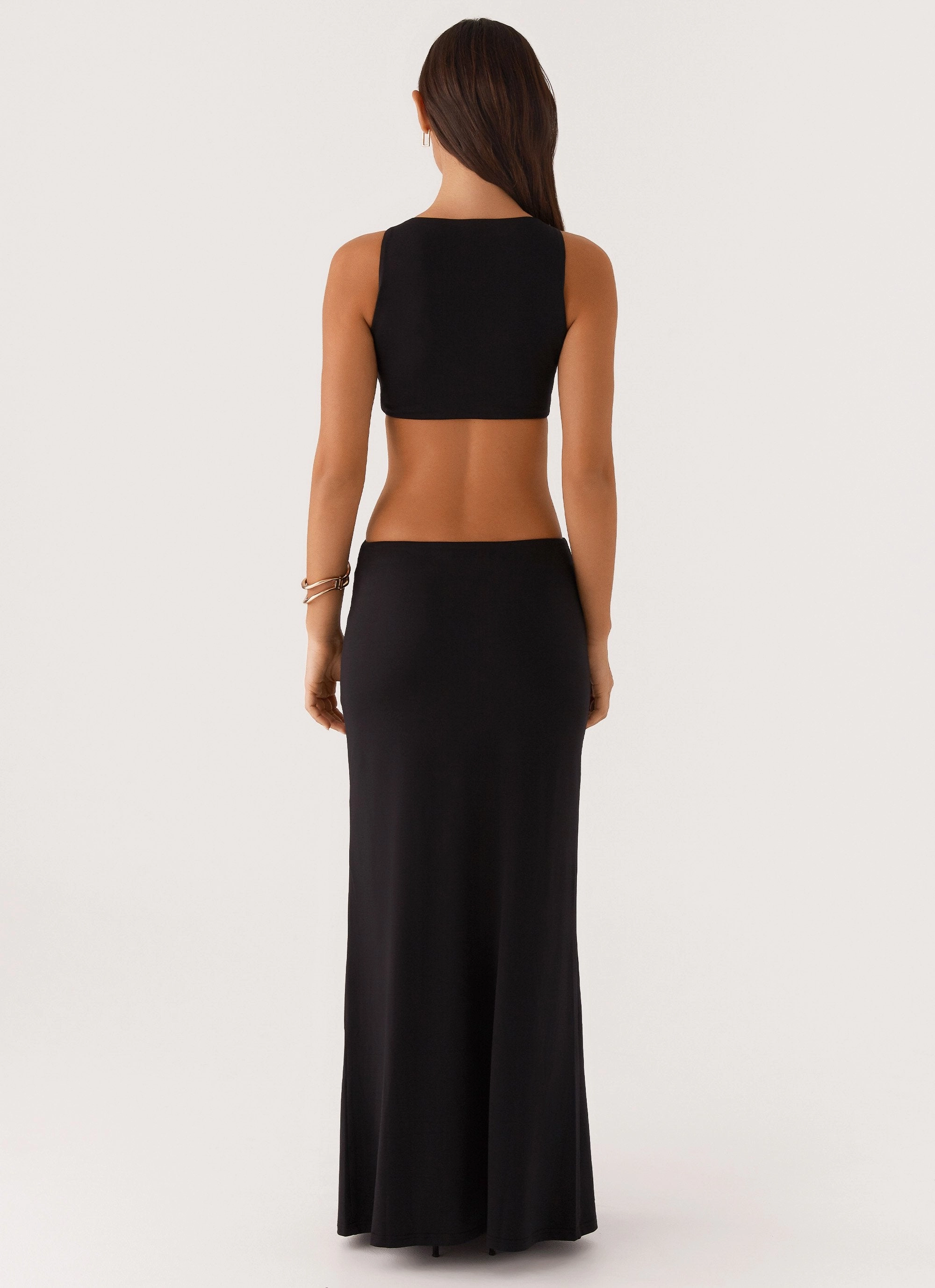Feminine Cut Nadiya Maxi Dress - Black