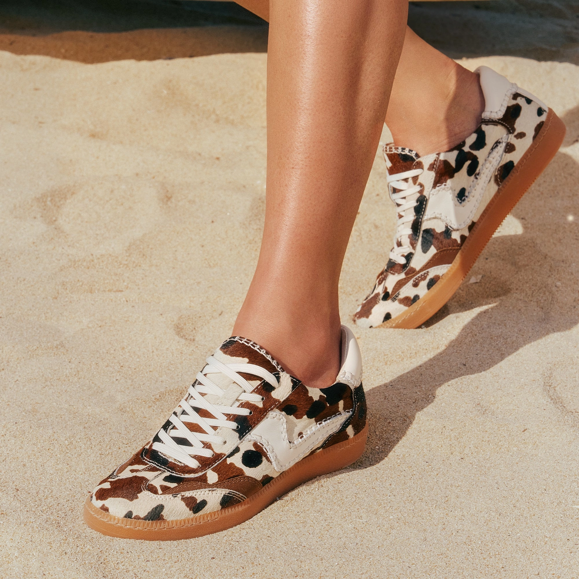 Micro Perforation Ventilation Balanced Control NOTICE STITCH SNEAKERS COCOA TAURUS CALF HAIR